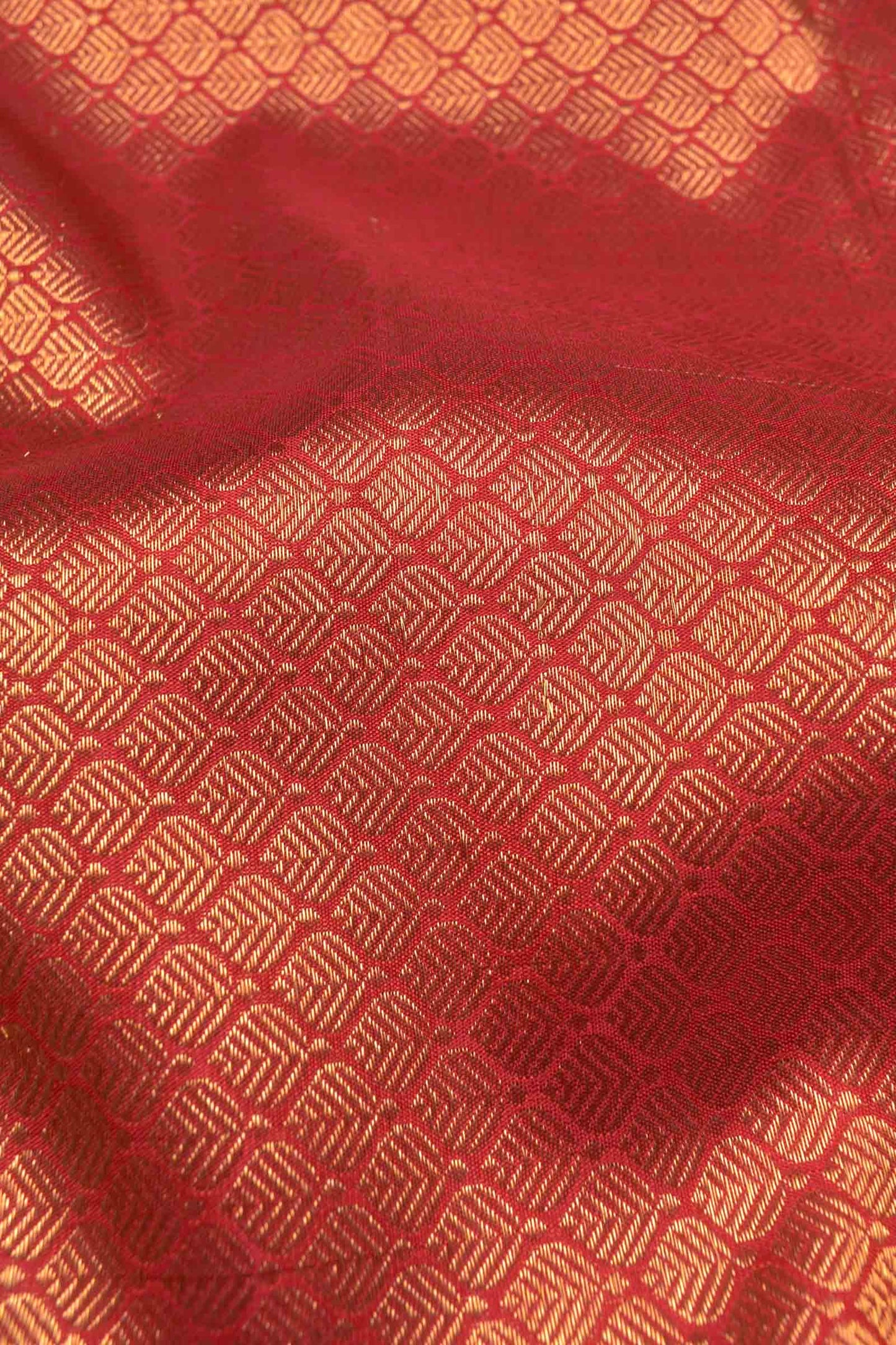 Sandal Light Weight Pure Silk Mini Peacock Butta Contrast Golden Border Pallu Saree NAA105