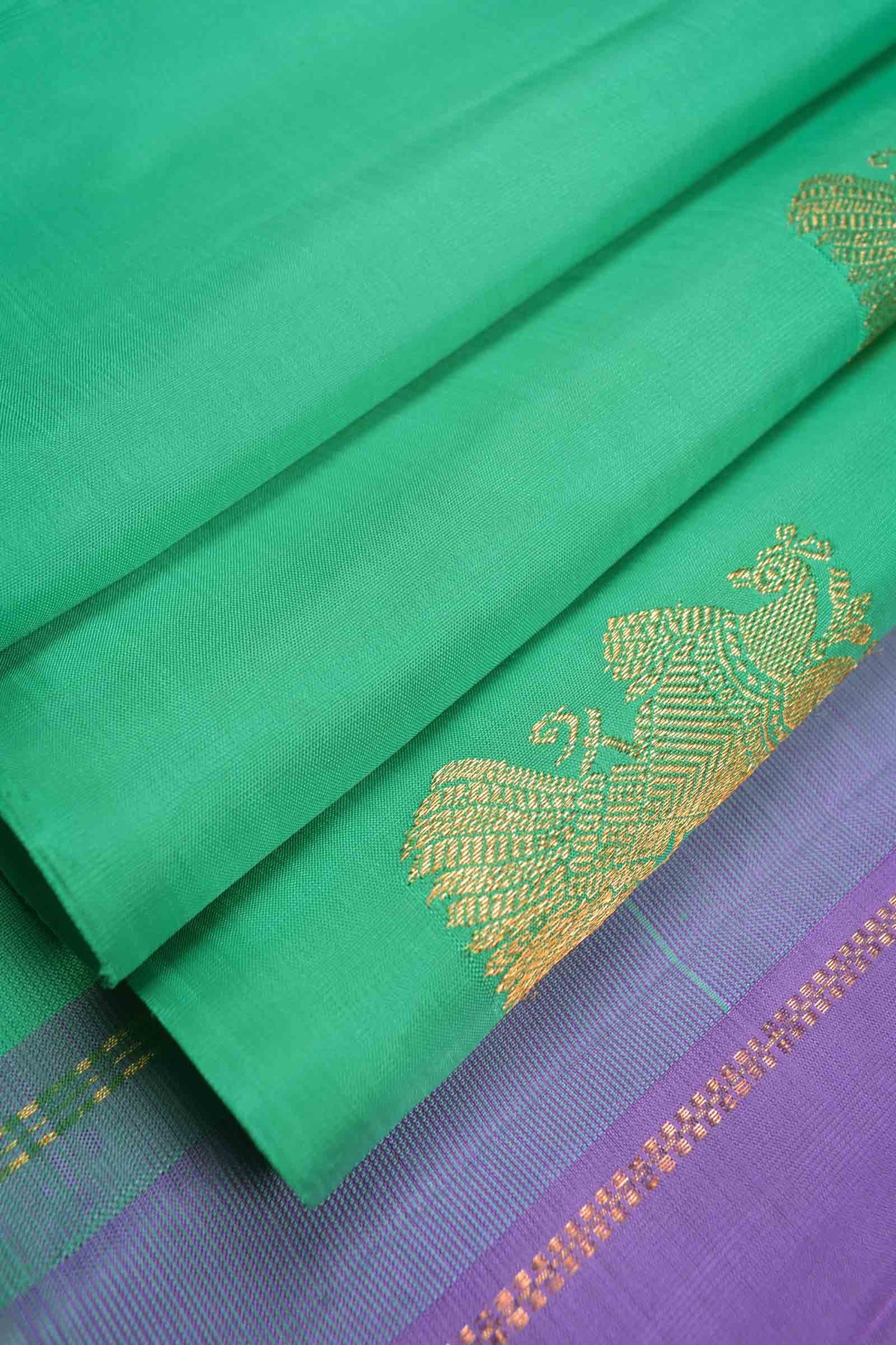 Green Light Weight Pure Silk Peacock Butta Golden Violet Zari Fancy Pallu Saree NAA136