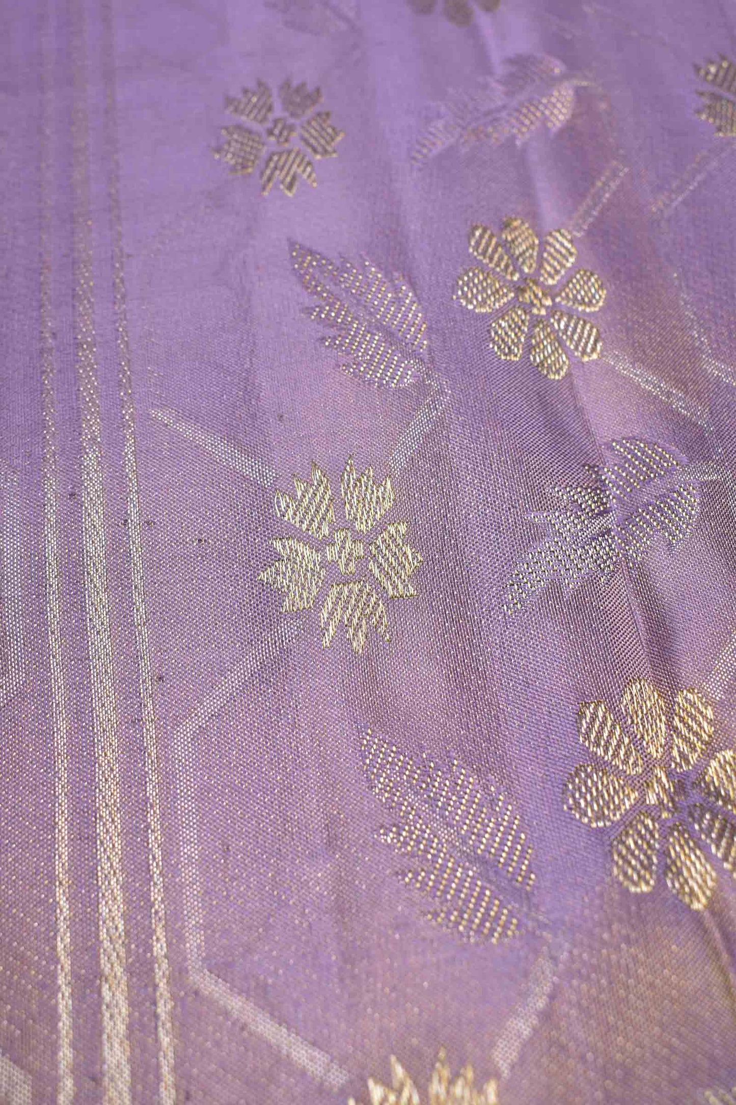 Golden Green Kanchipuram Bridal Pure Silk Fancy Print Zari Border Pallu Saree NAA123