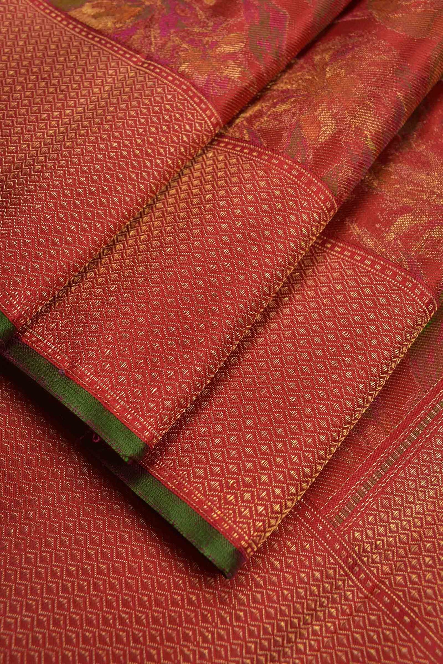 Golden Red Kanchipuram Bridal Pure Silk Floral Flowers Body Zari Border Saree NAA140