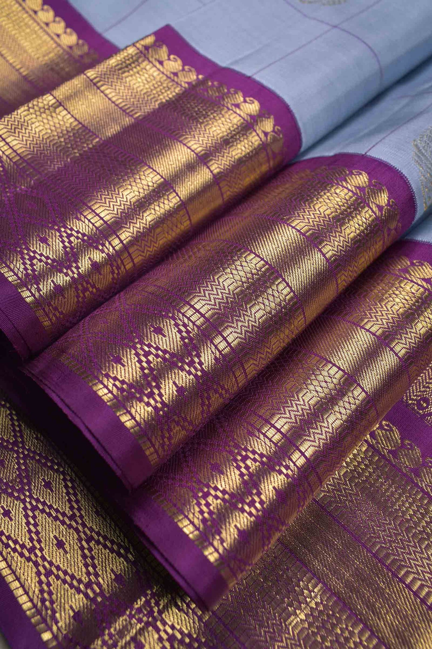 Silver Grey Light Weight Pure Silk Butta Kattam Contrast Voilet Zari Border Pallu Saree NAA157