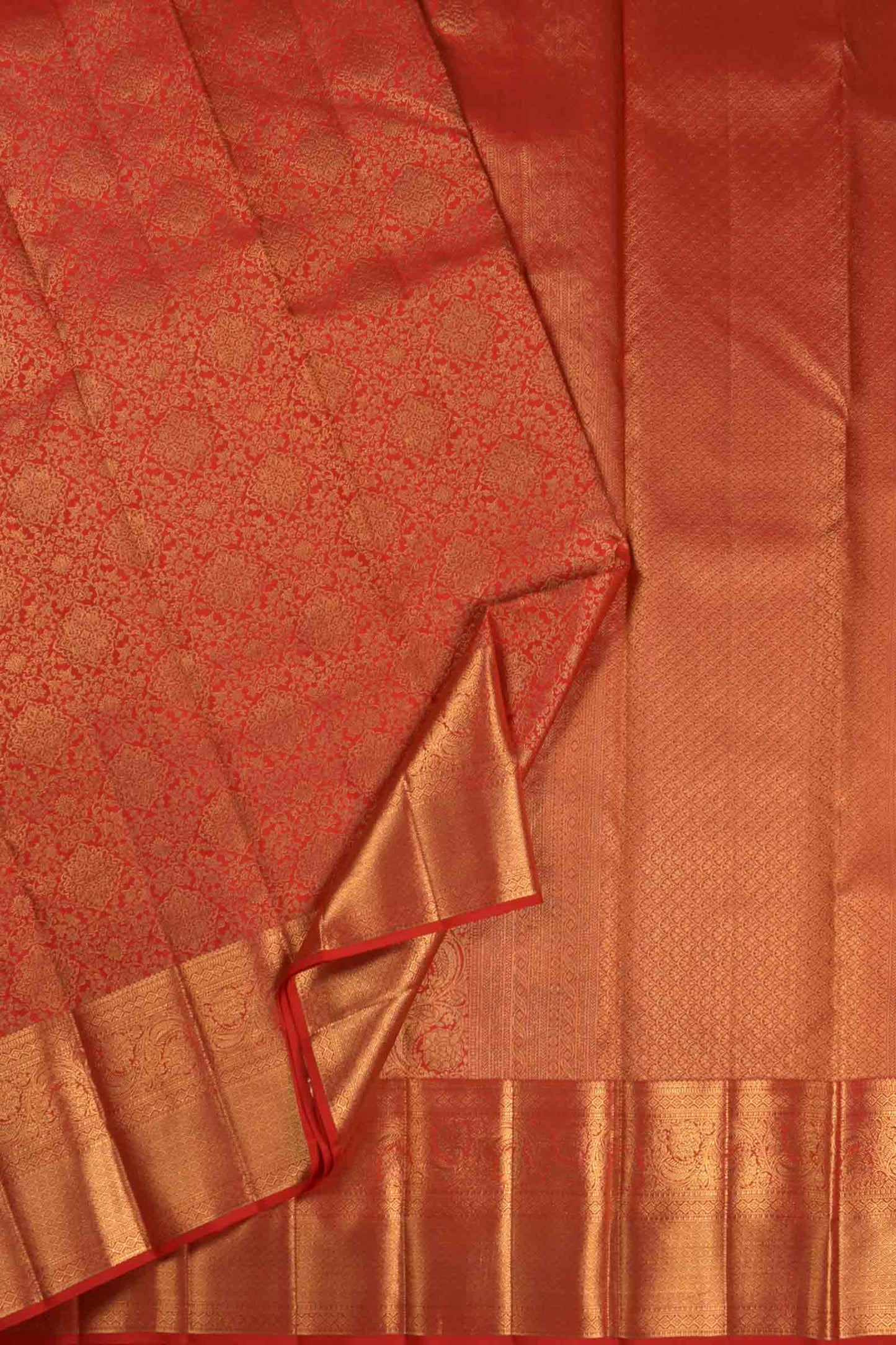 Golden Pure Red Kanchipuram Bridal Pure Silk Intricate Jacquard Golden Border Saree NAA115