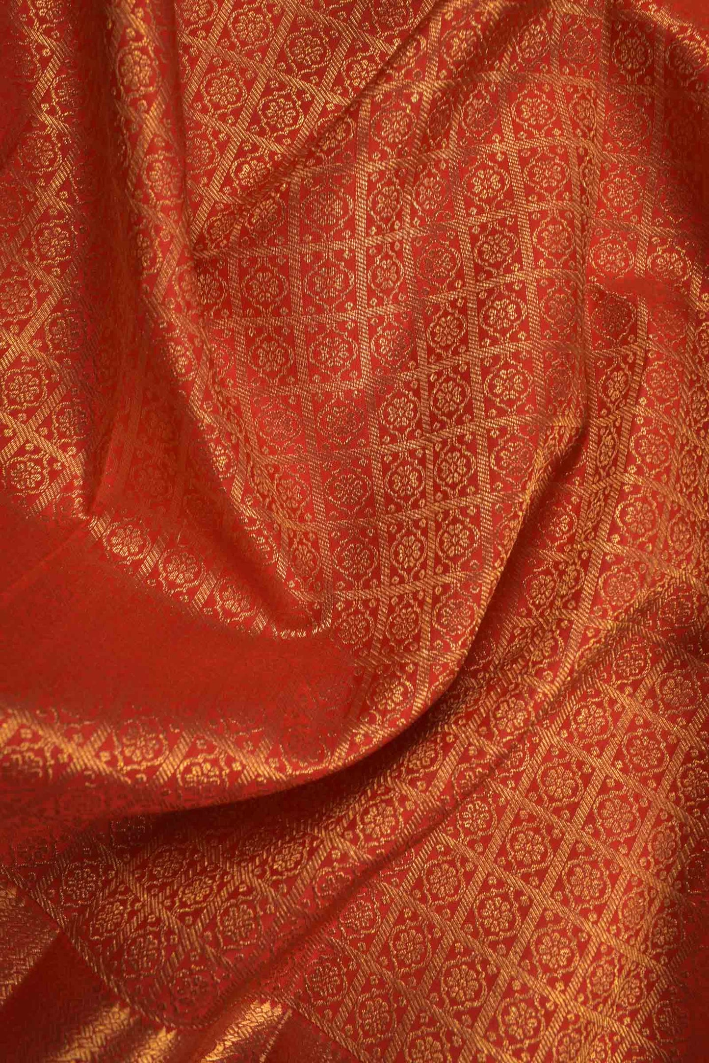 Golden Red Kanchipuram Bridal Pure Silk Traditional Checks Golden Zari Border Saree NAA114