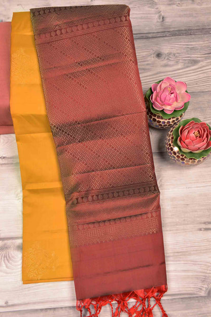 Mustard Yellow Body Floral Butta Contrast Pallu Semi Soft Silk Saree