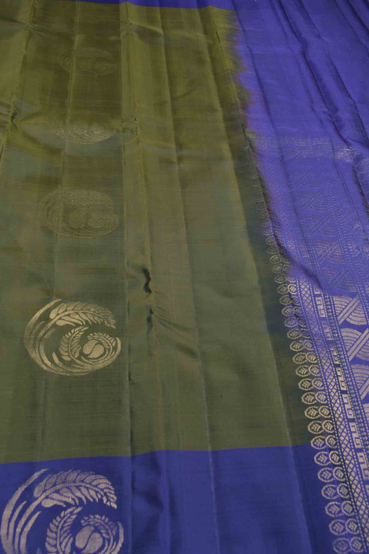Olive Green Body Fancy Fern Butta Navy Blue Border Pallu Semi Soft Silk Saree