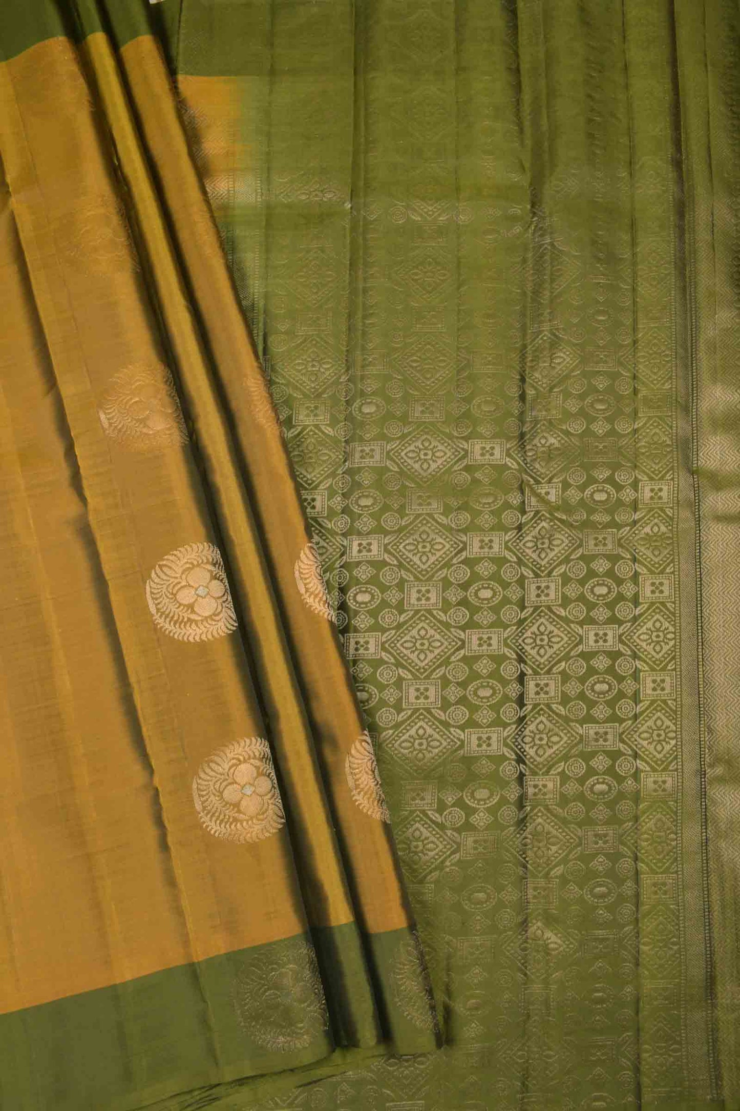 Olive Green Body Fancy  Butta Green Border Pallu Semi Soft Silk Saree