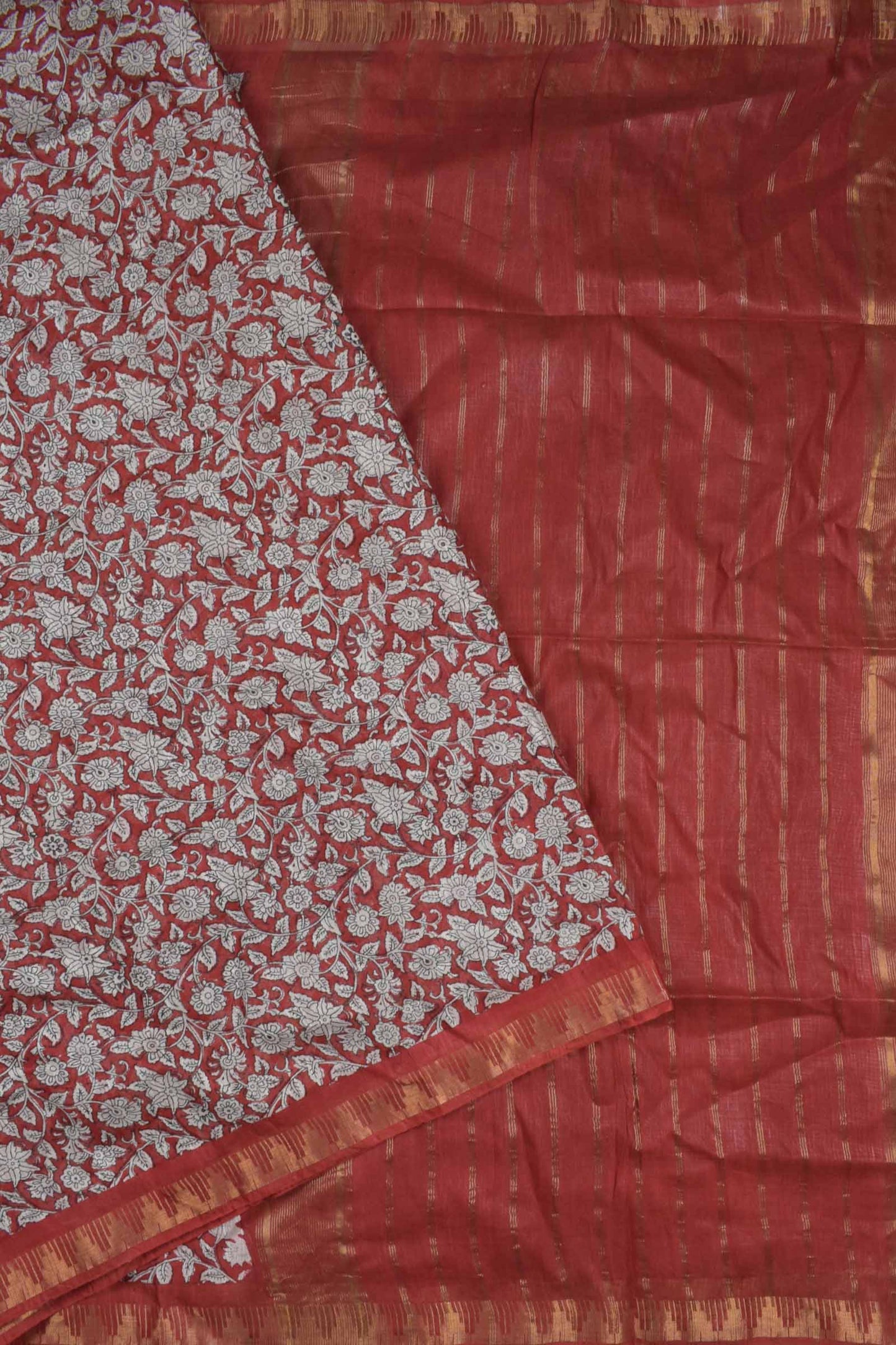 Red Bengal Cotton Floral Kalamkari Style Zari Border Saree