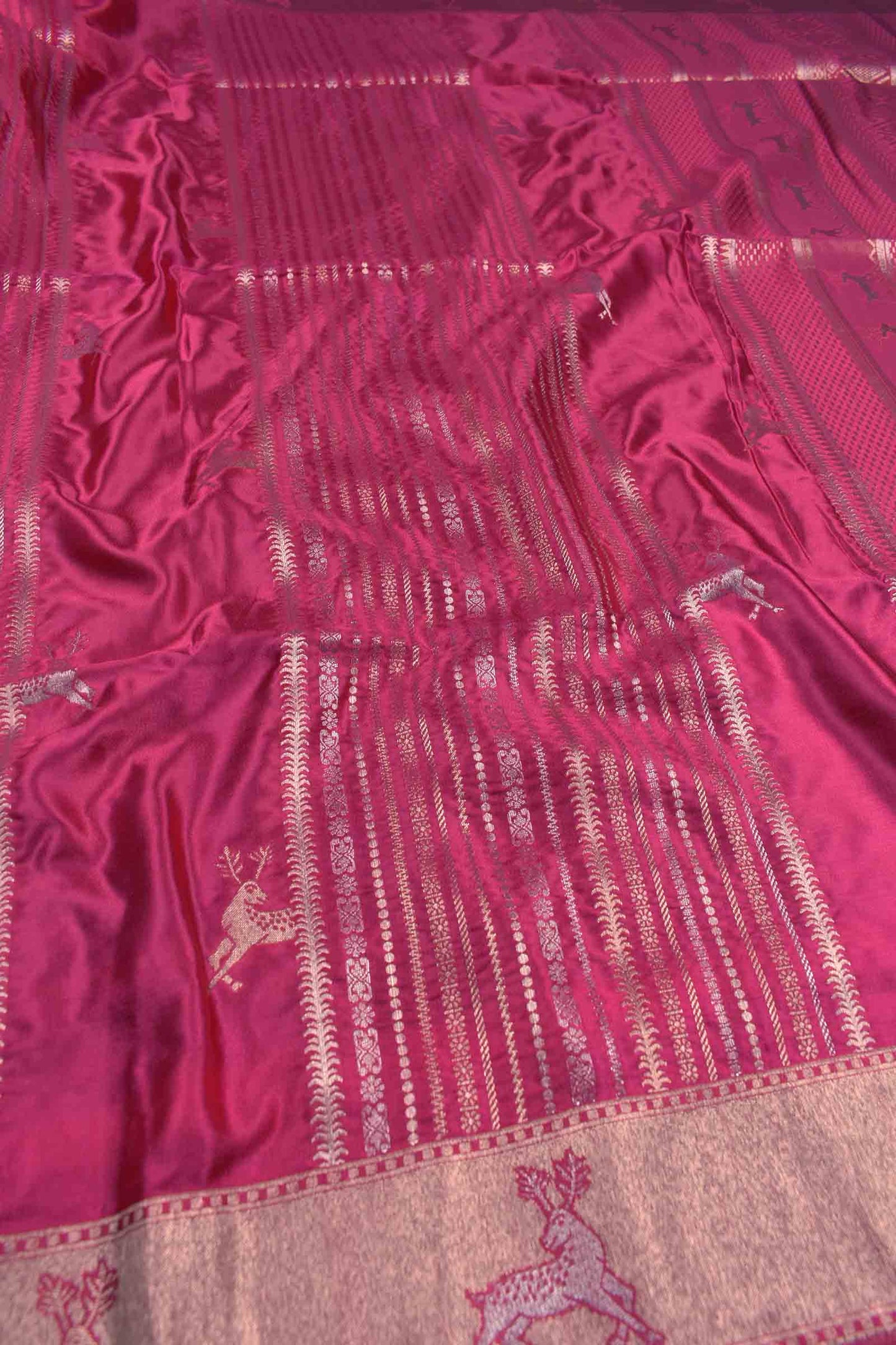 Dark Pink Pure Dola Fancy Heer Lines Zari Border Saree