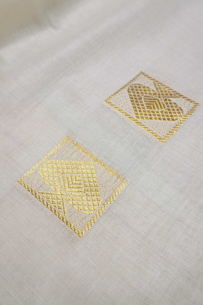 Off White Pure Kerala Cotton Squares Butta Parrots Pallu Saree