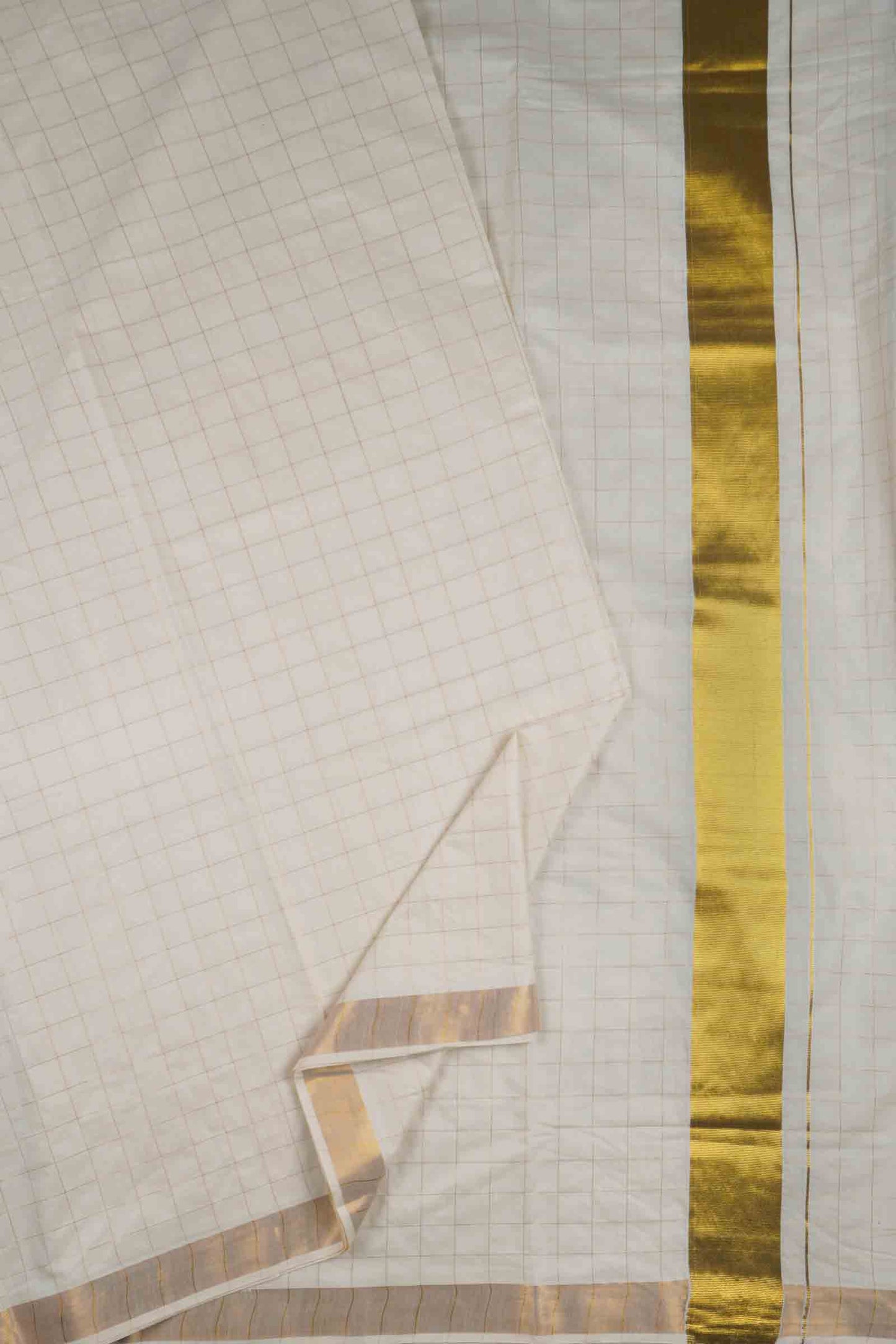 Off White Kerala Pure Cotton Checks Body and Pallu Saree
