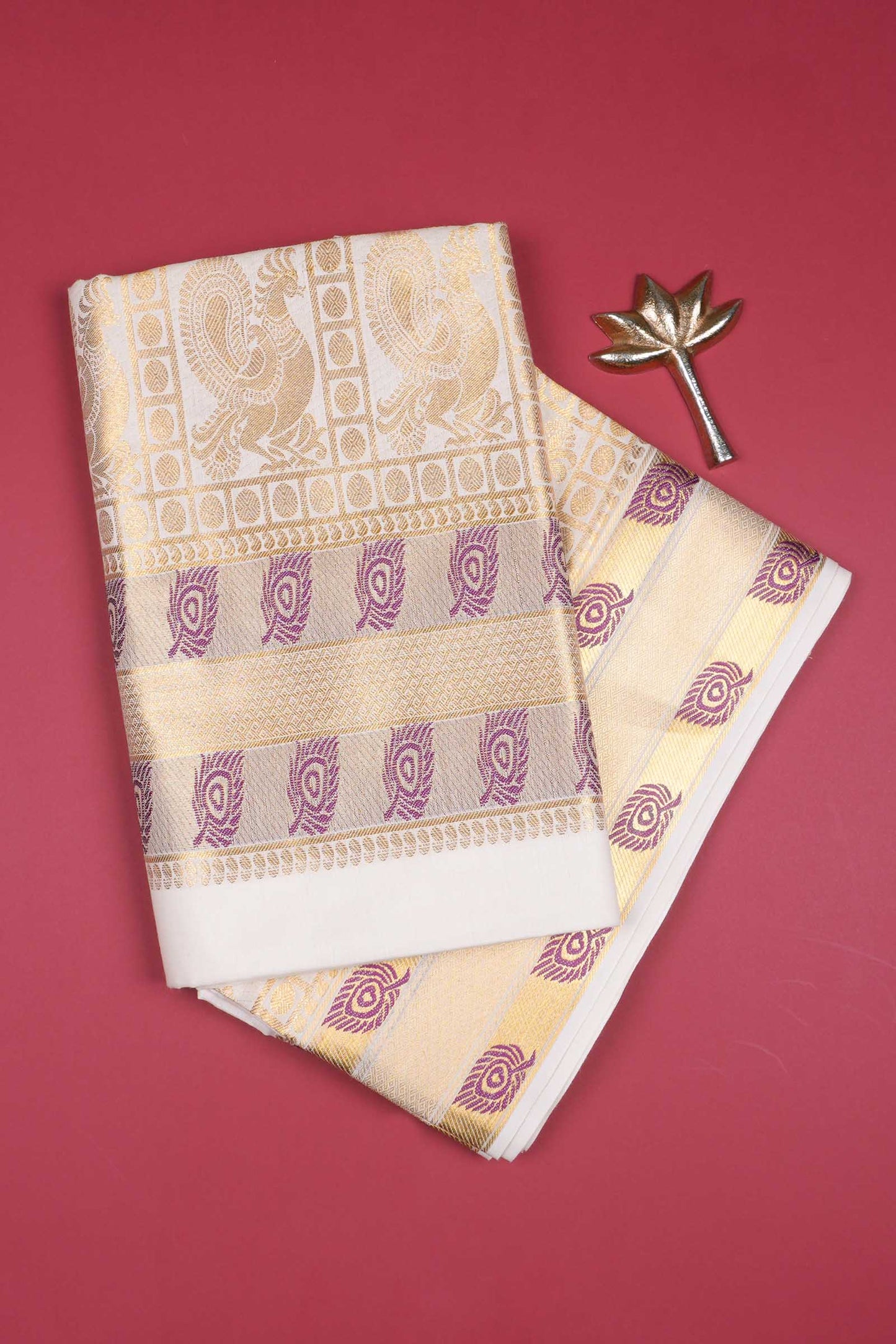 Off White Pure Kerala Cotton Mayil Iragu Butta Rich Golden Peacock Pallu Saree