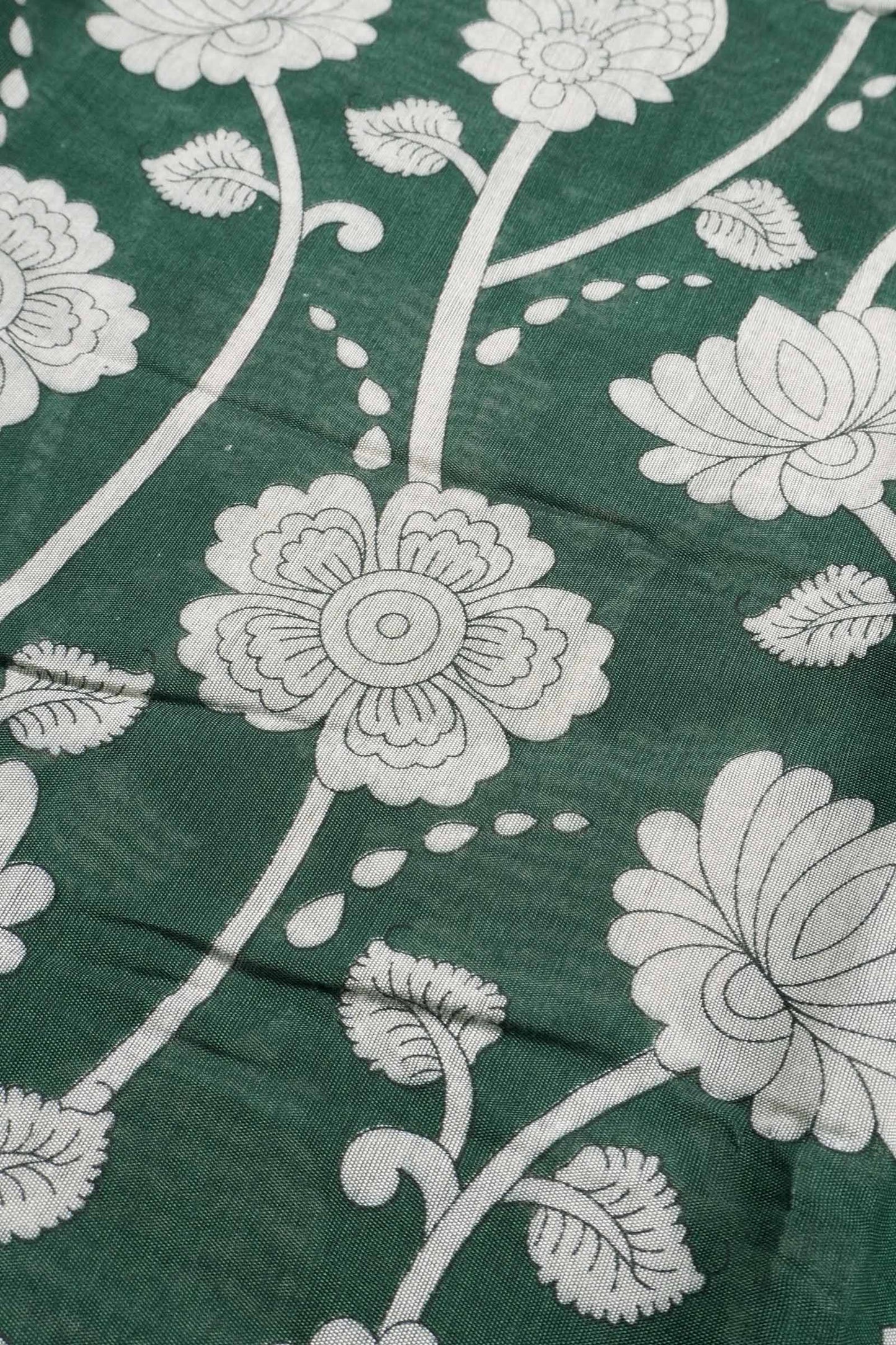 Green Cotton Kalamkari Lotus Printed Saree