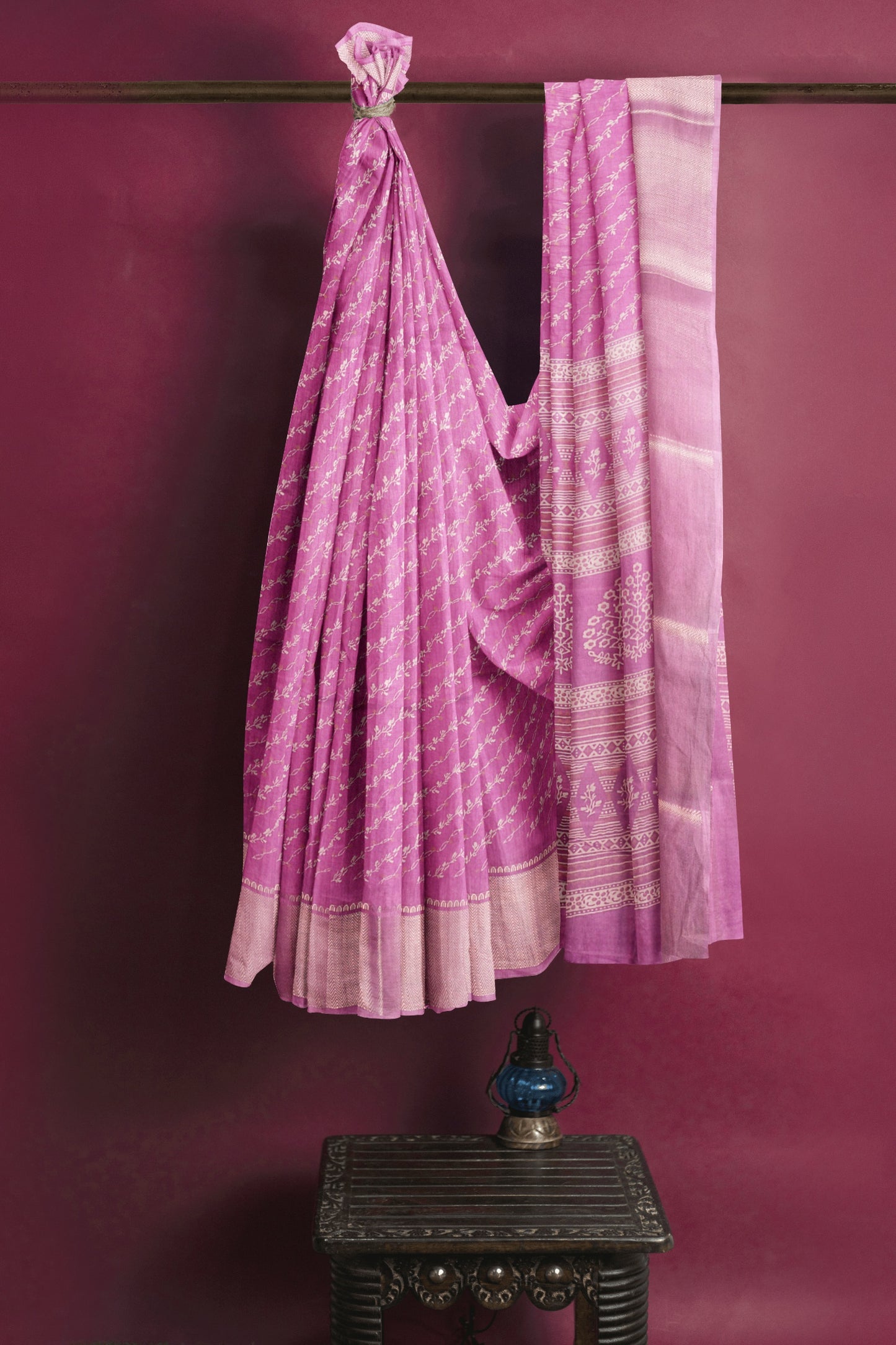 Pink Semi Dola Floral Cross Floral Vines Zari Border Saree