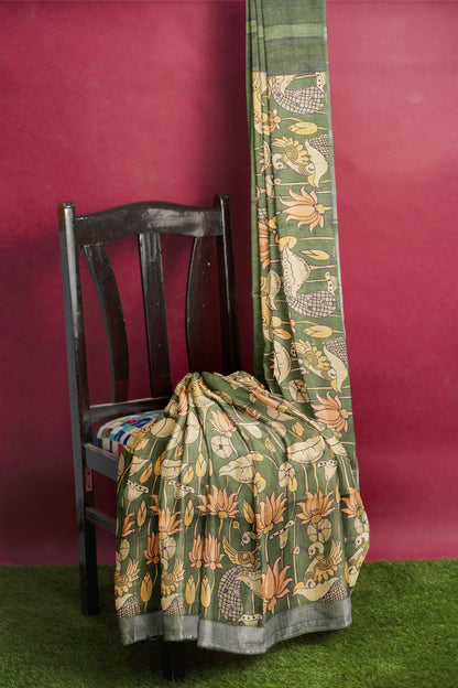 Green Cotton Fancy Lotus Print Silver Border Saree