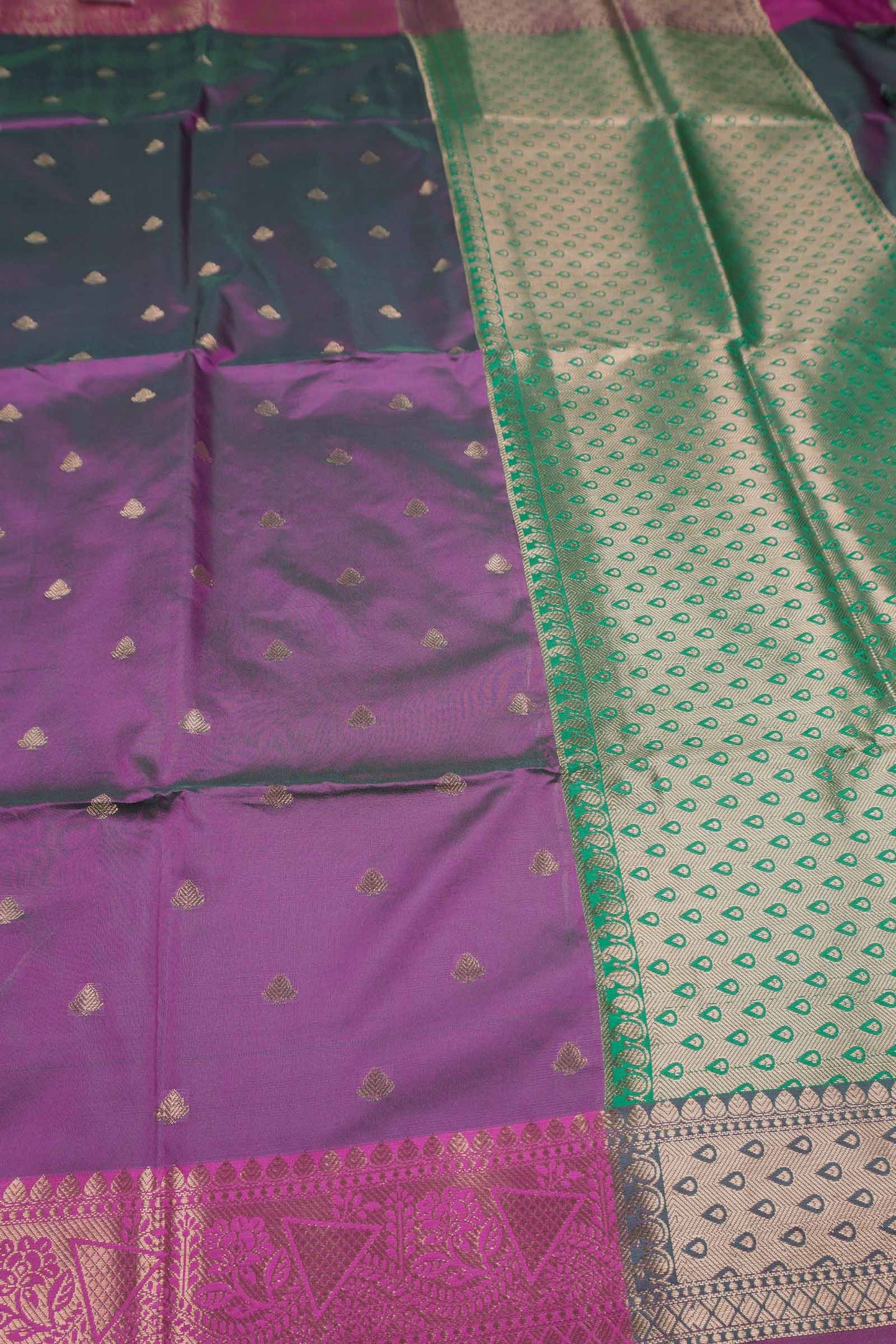 Violet Small Butta Geometric Zari Border Pallu Semi Soft Silk Saree