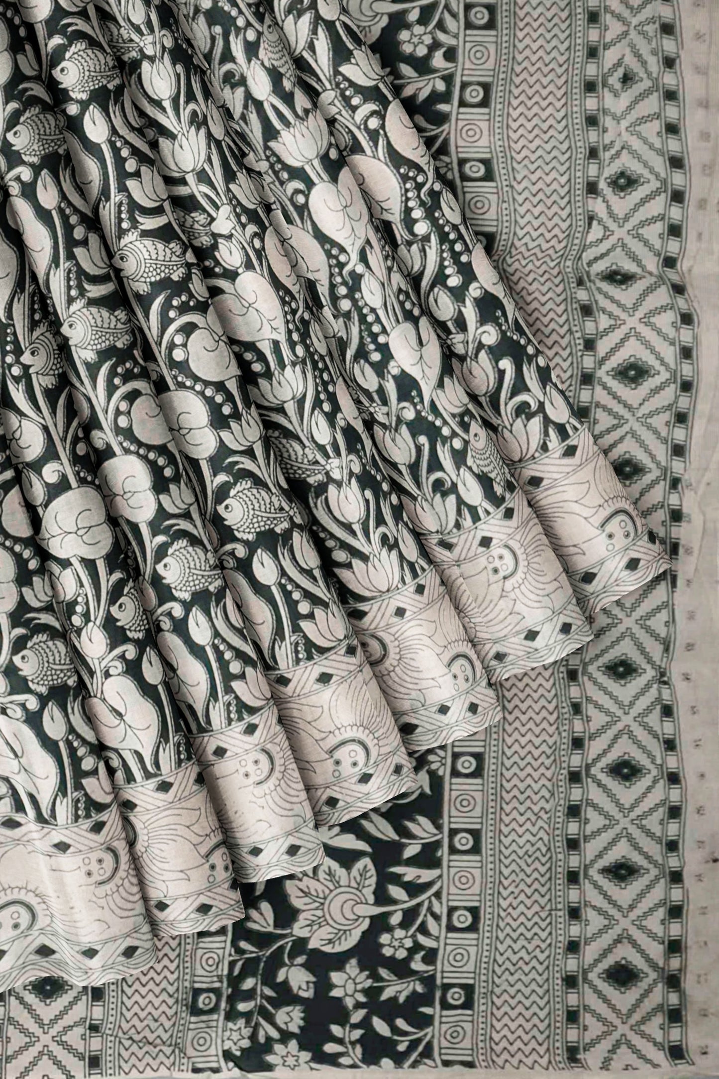 Black Kalamkari Pure Cotton Floral Scenes Print Saree