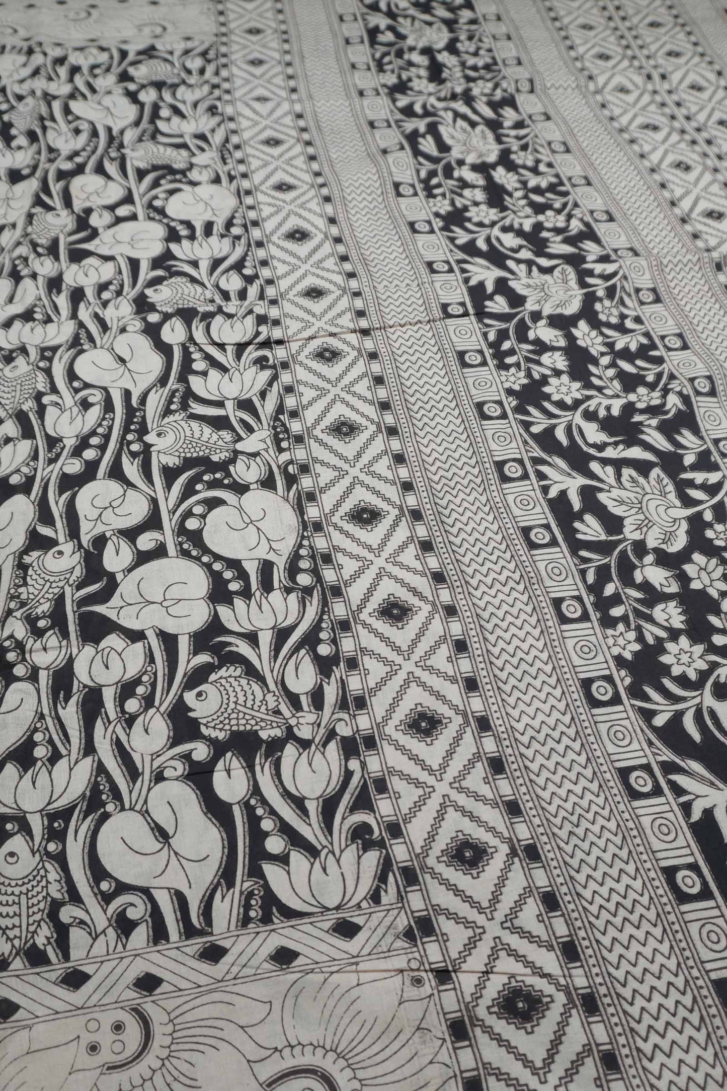 Black Kalamkari Pure Cotton Floral Scenes Print Saree