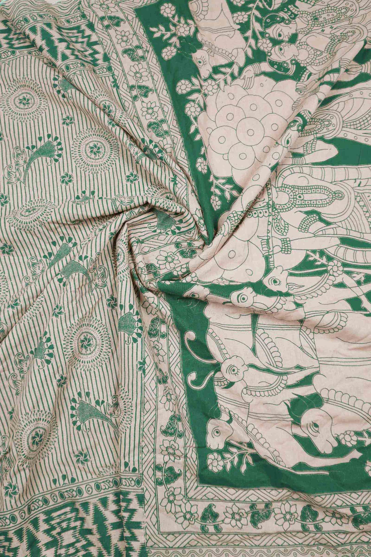 Off White Kalamkari Pure Cotton Chakra Print Vrindhavan Pallu Saree