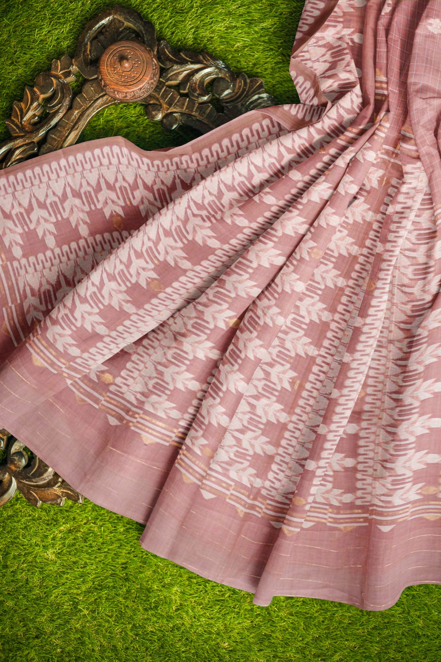 Light Pink Soft Bengal Cotton Mini Checks Jamdani Style Pallu Saree