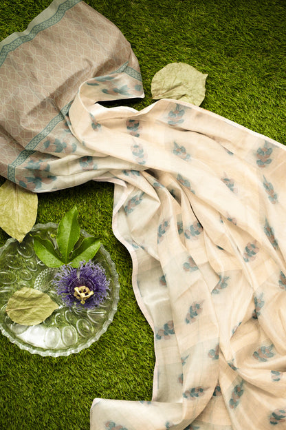 Off White Pure South Cotton Floral Bouquet Saree