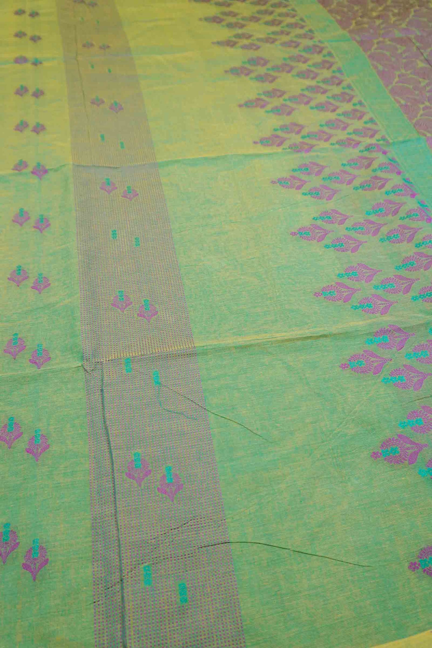 Green Pure South Cotton Foliage Butta Saree