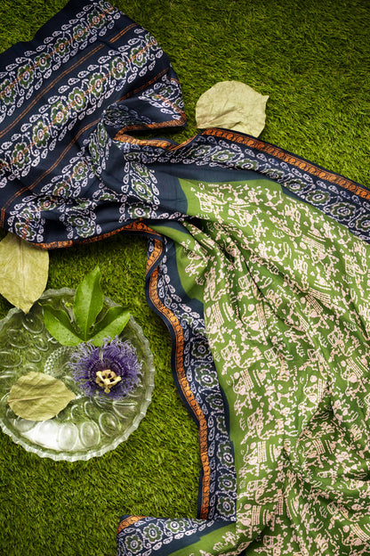 Olive Green Pure Sungudi Cotton Warli Style Print Zari  Border Saree