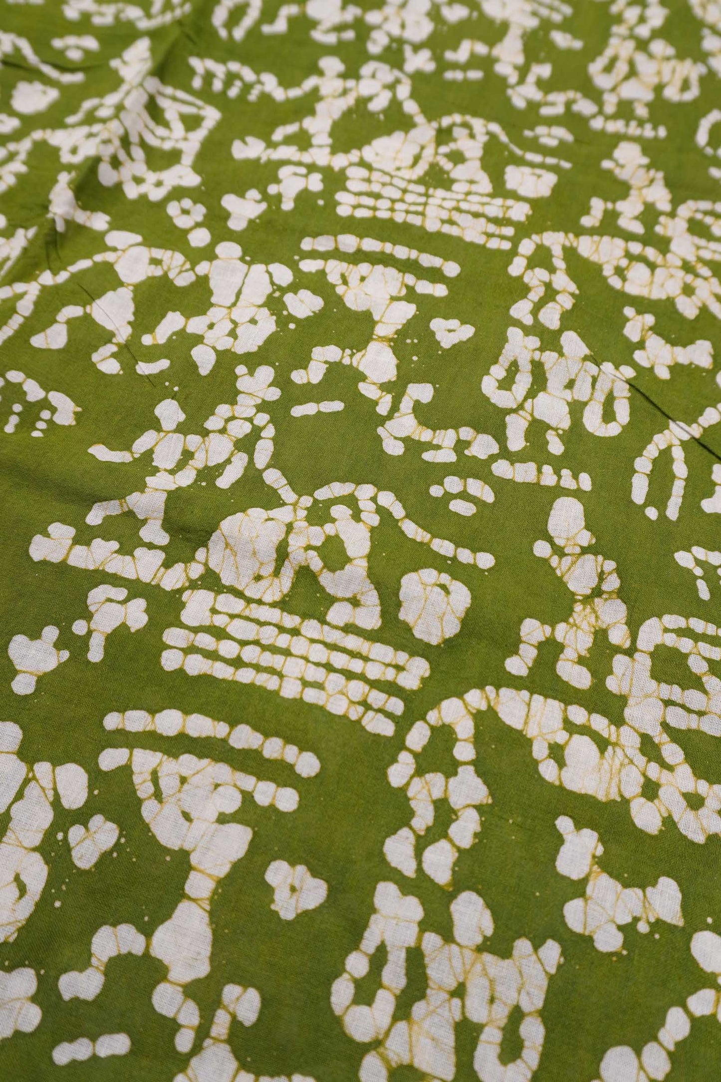 Olive Green Pure Sungudi Cotton Warli Style Print Zari  Border Saree