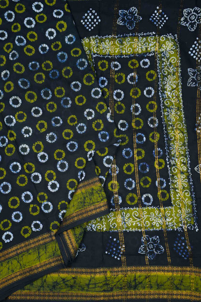 Black Pure Sungudi Cotton Cosmic Dots Double Pet Border Rangoli Pallu Saree