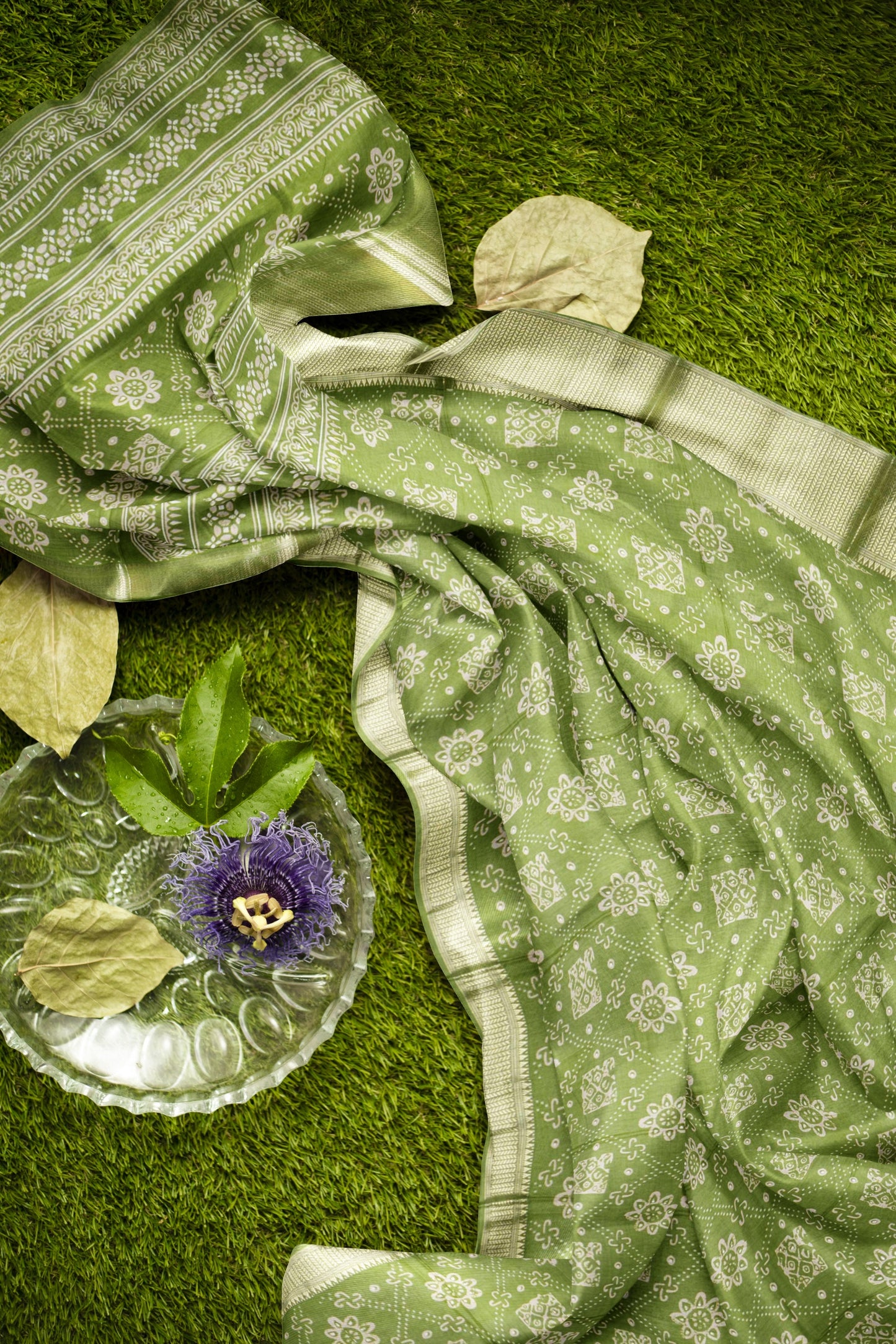 Olive Green Semi Dola Floral Frames Print Zari Border Saree