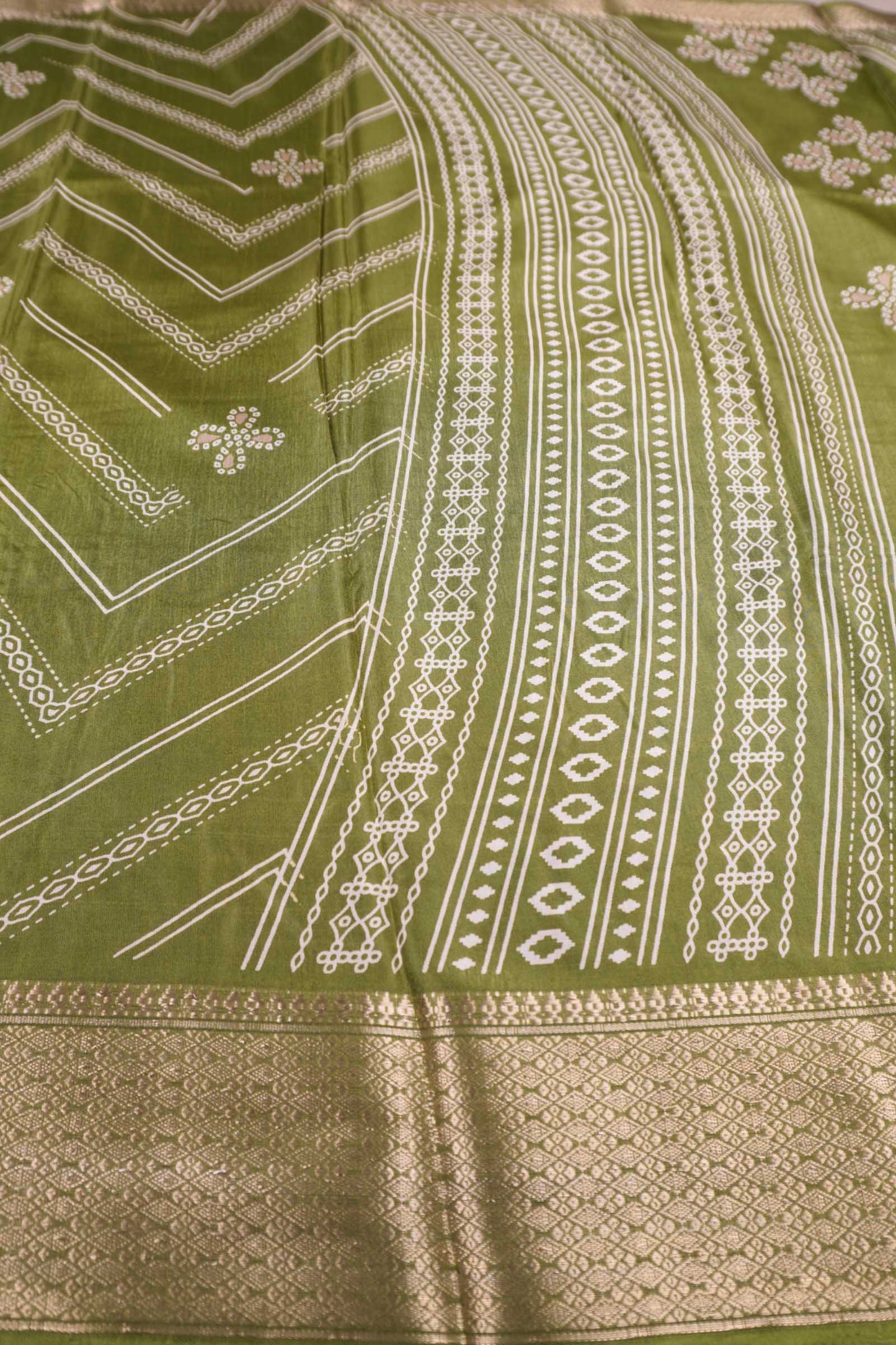 Olive Green Semi Dola Fancy Stripes Print Zari Border Saree