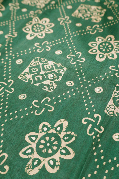 Green Semi Dola Floral Frames Print Zari Border Saree
