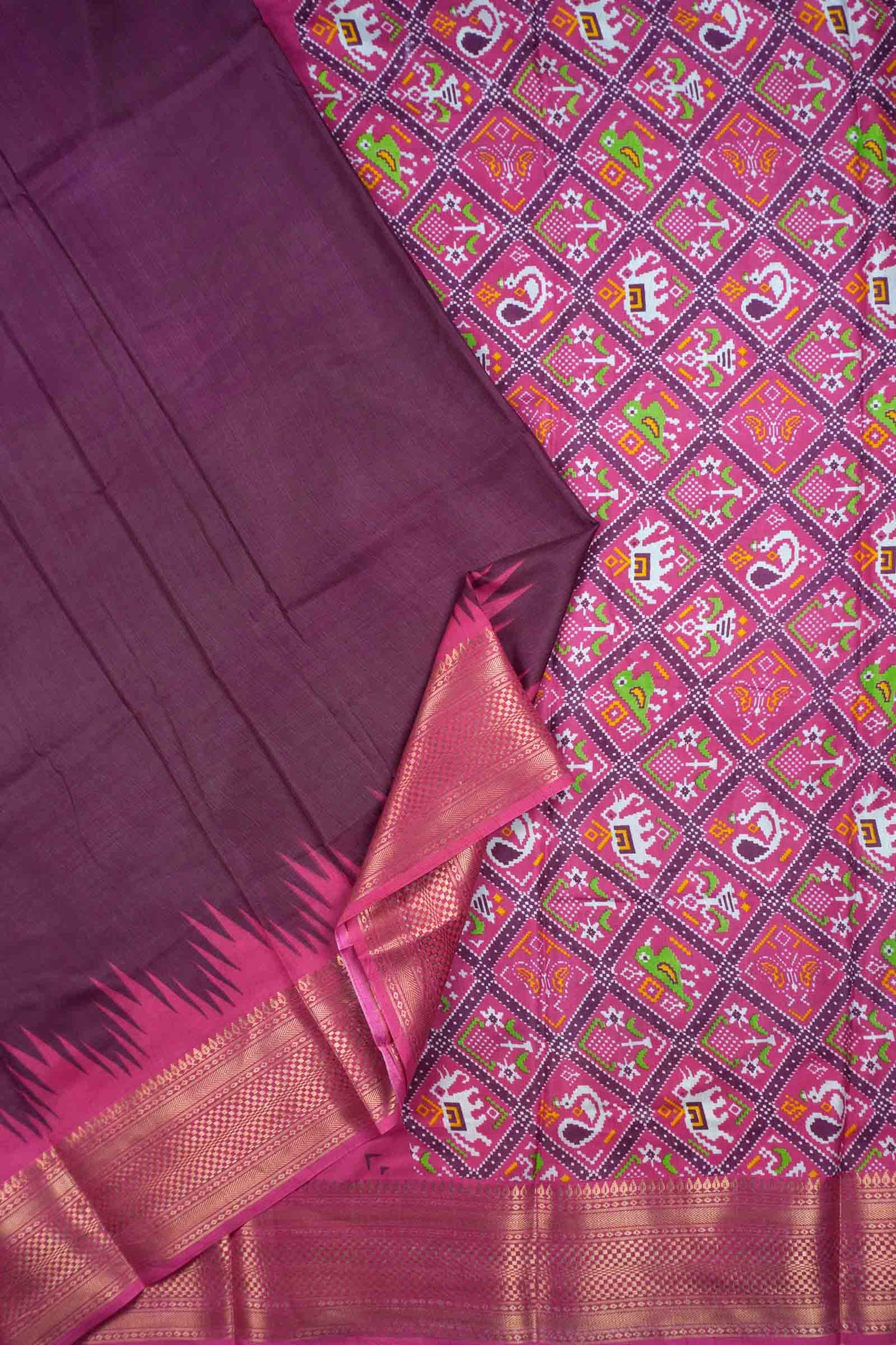 Dark Wine Semi Dola Zari Border Fancy Pallu Blouse Saree