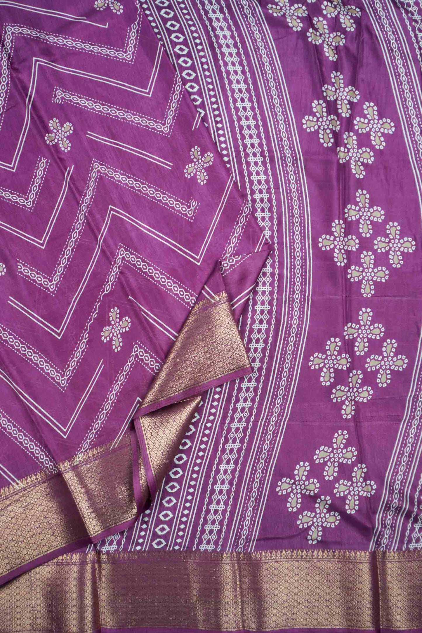 Burgundy Semi Dola Fancy Stripes Print Zari Border Saree