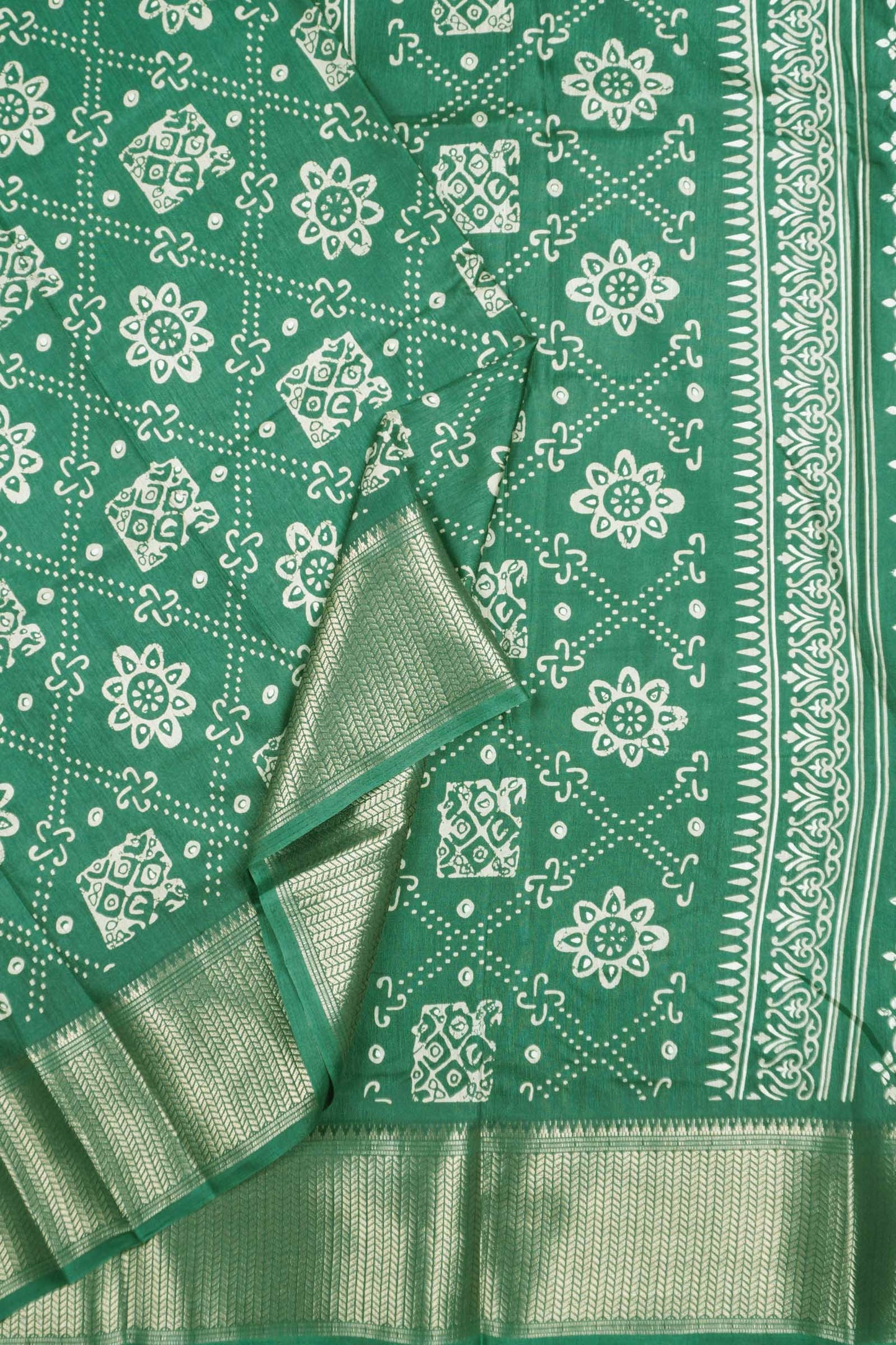Green Semi Dola Floral Frames Print Zari Border Saree