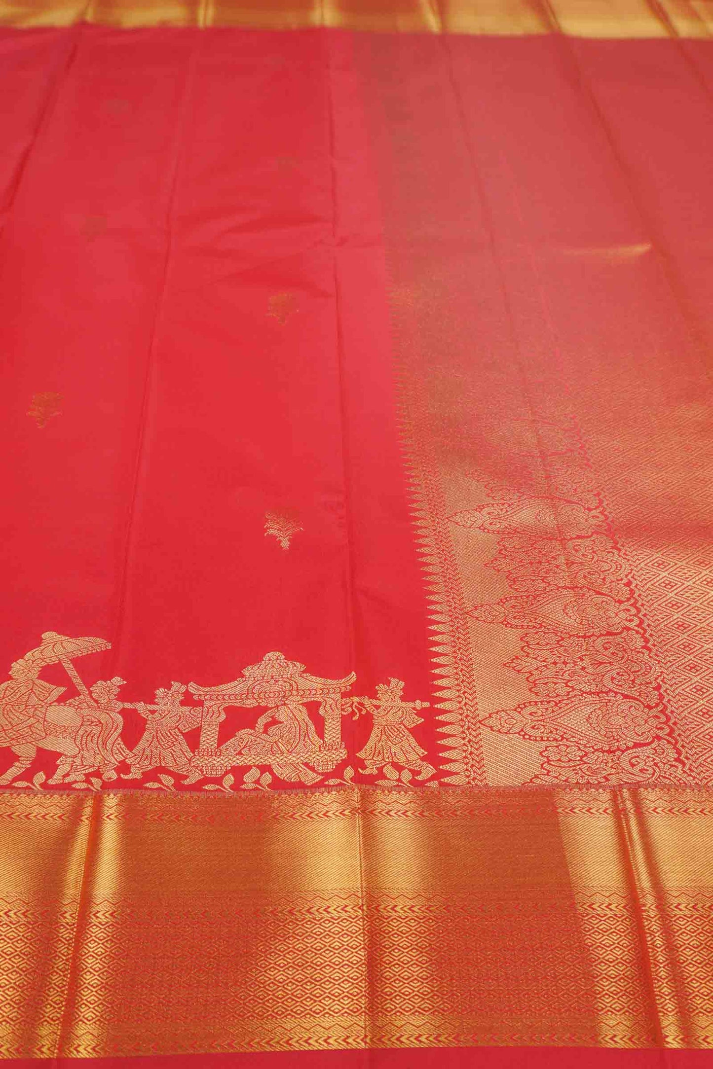 Red Colour Semi Soft Silk Small Butta Pallaku Zari Border Saree