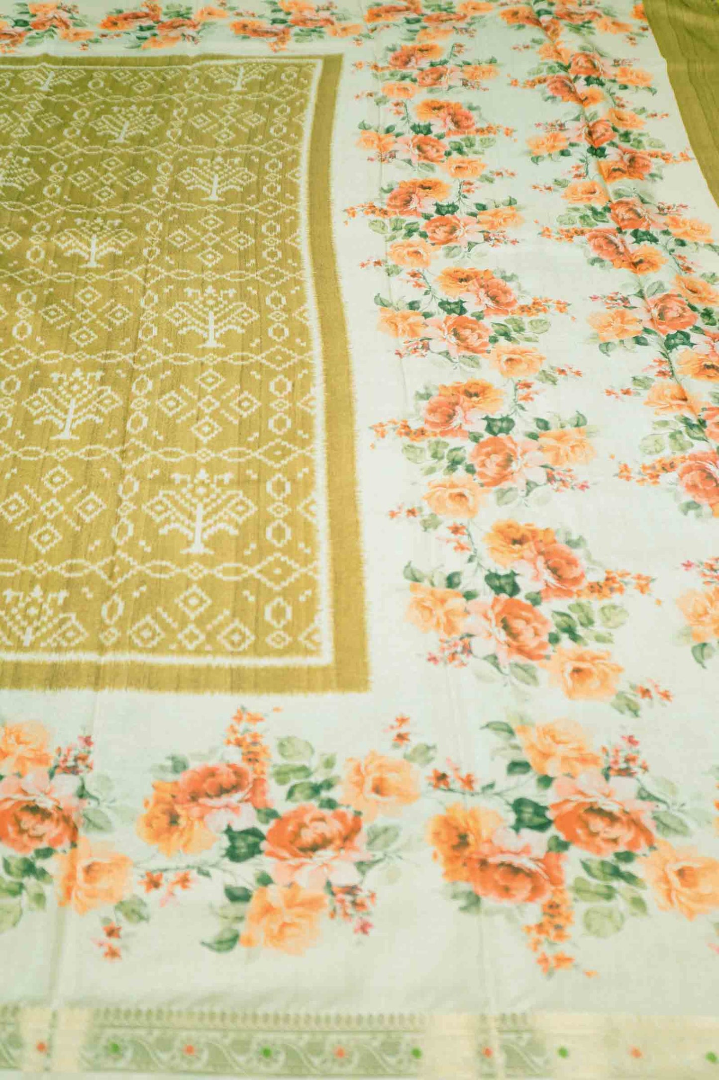 Green Printed Rangoli Print Floral Border Saree