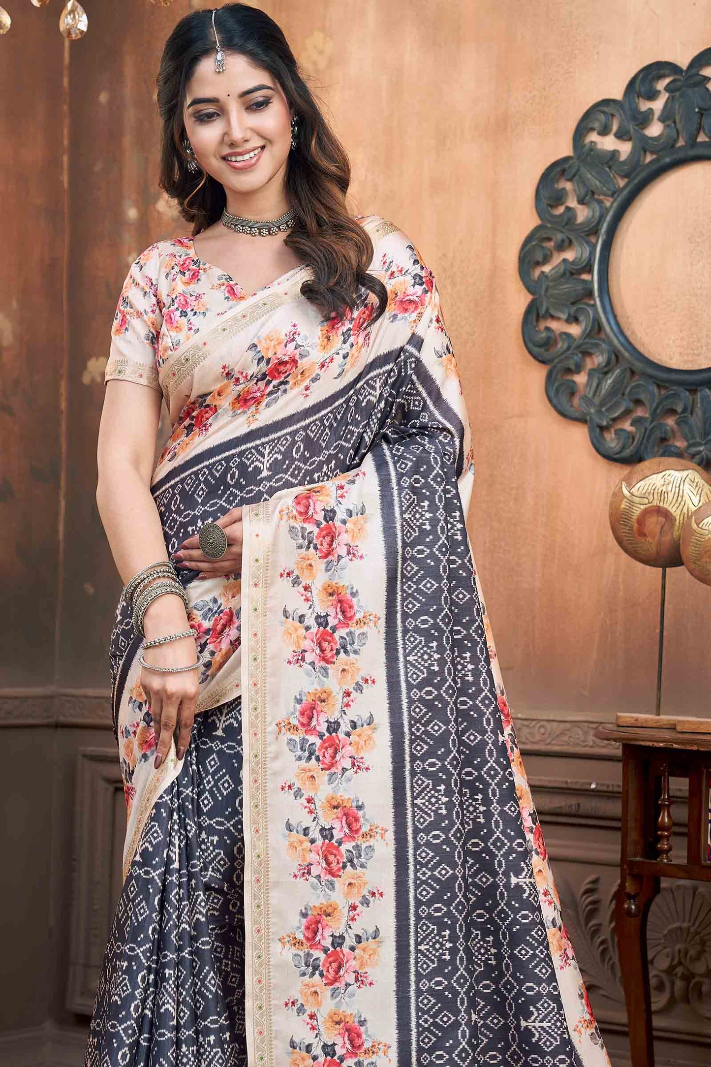 Black Printed Rangoli Print Floral Border Saree NAA234