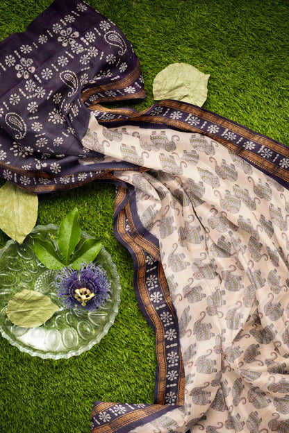 Off White Pure Sungudi Cotton Elephant Parade Zari Border Saree NAA244