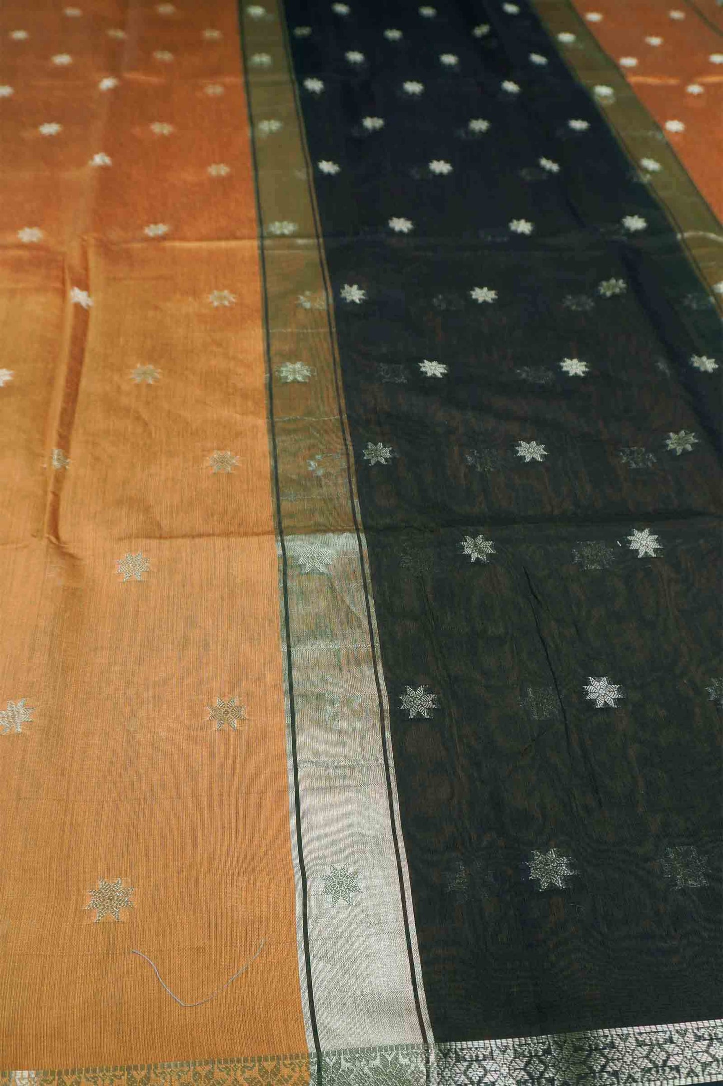 Dark Mustard Yellow Semi Maheswari Cotton Sampada Puspa Butta Black Contrast Pallu Saree