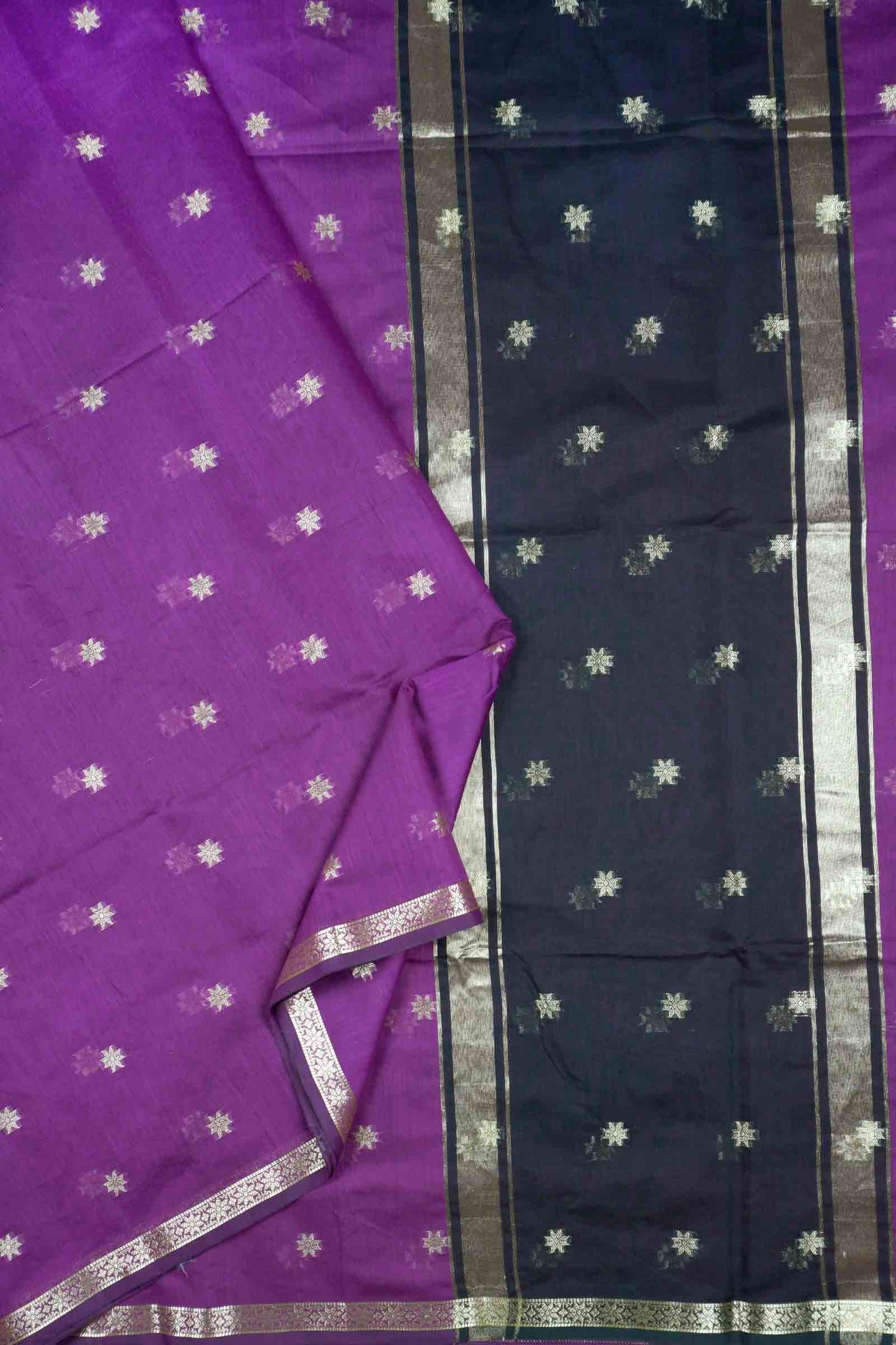Purple Semi Maheswari Cotton Sampada Puspa Butta Black Contrast Pallu Saree