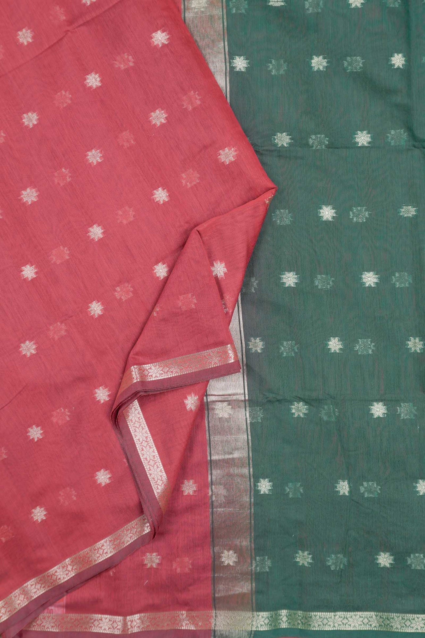 Maroon Semi Maheswari Cotton Sampada Puspa Butta Contrast Pallu Saree