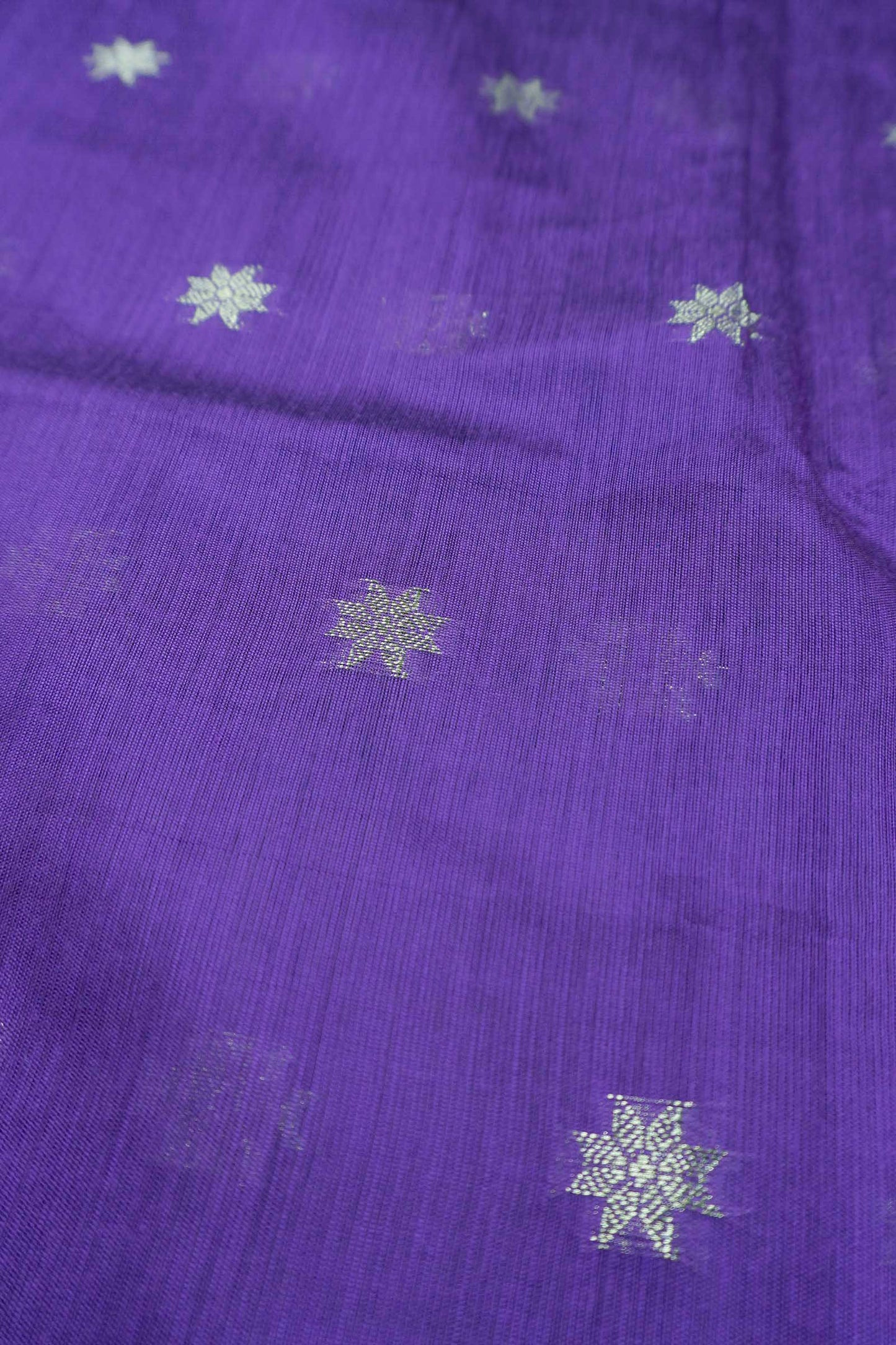 Violet Semi Maheswari Cotton Sampada Puspa Butta Contrast Pallu Saree