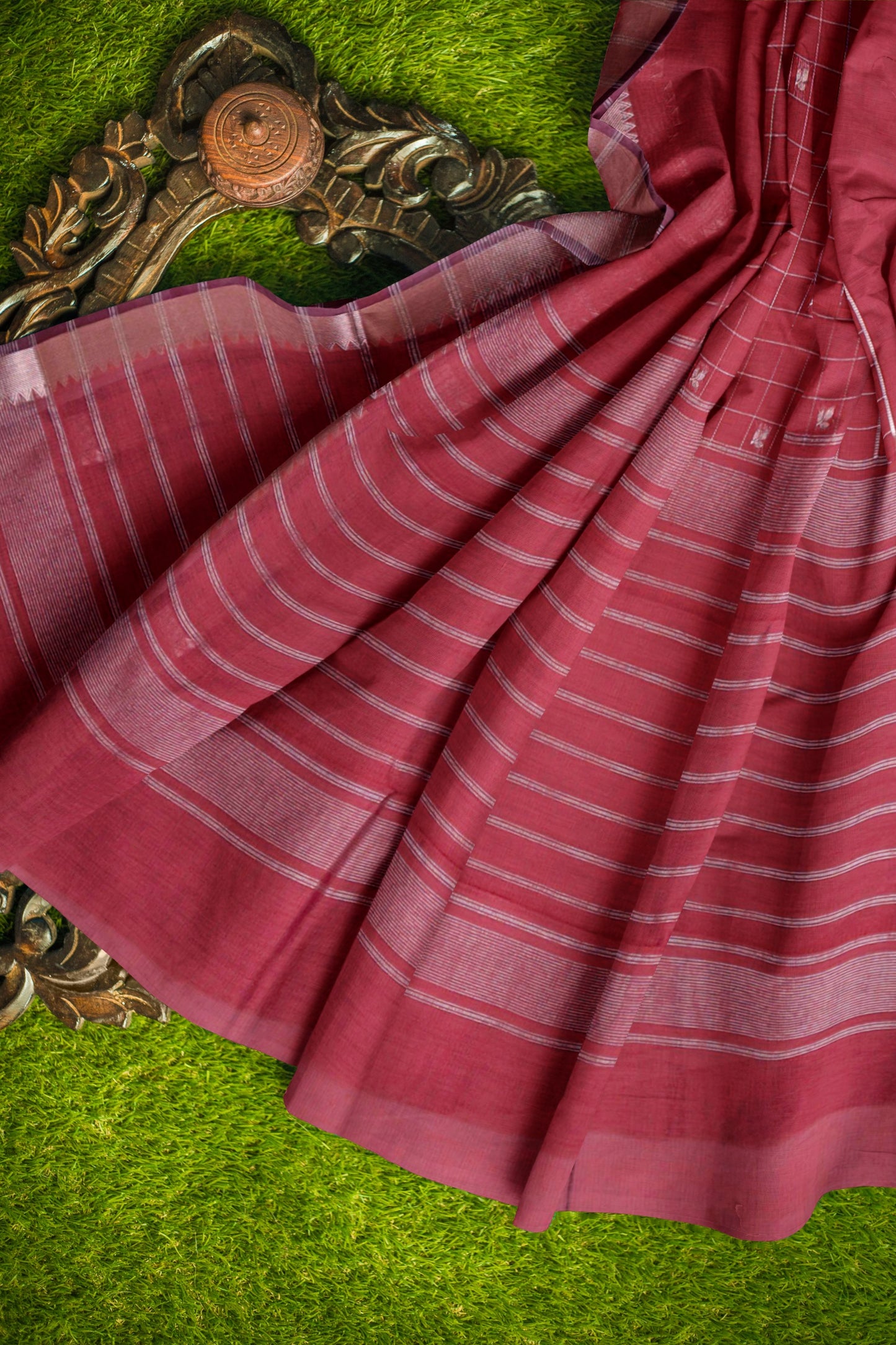 Maroon Semi Maheswari Cotton Chandrika Checks Butta Saree