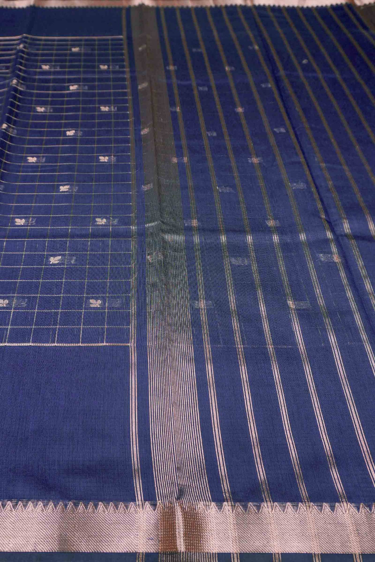 Mid-Night Blue Semi Maheswari Cotton Chandrika Checks Butta Saree