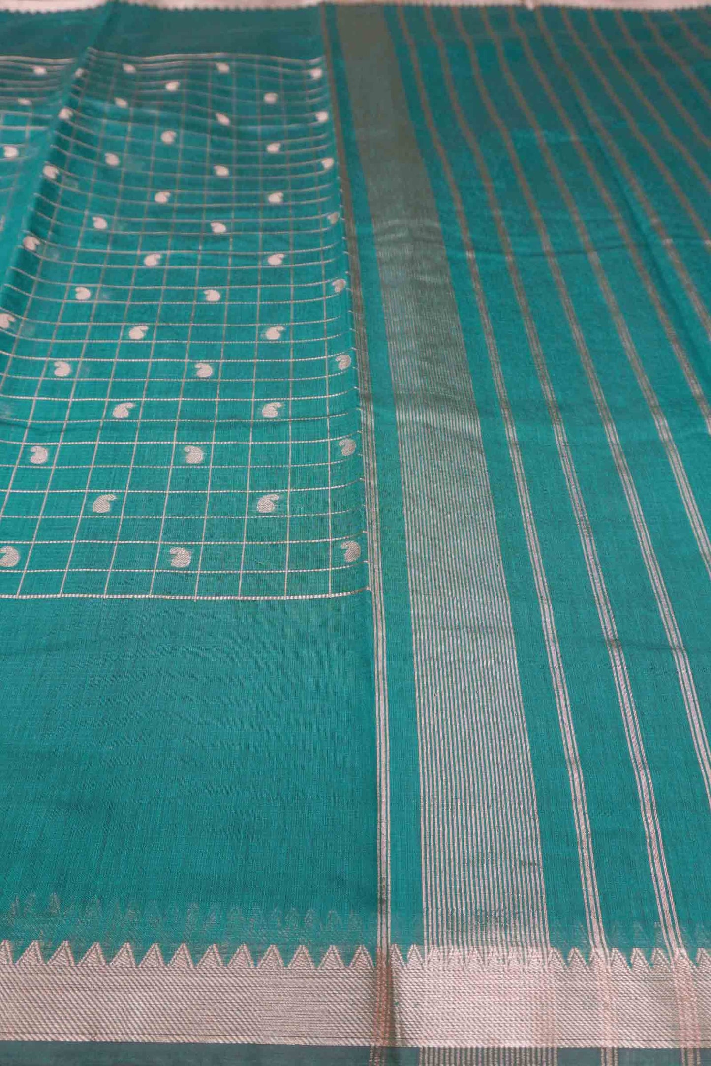 Green Semi Maheswari Cotton Chandrika Checks Butta Saree NAA232