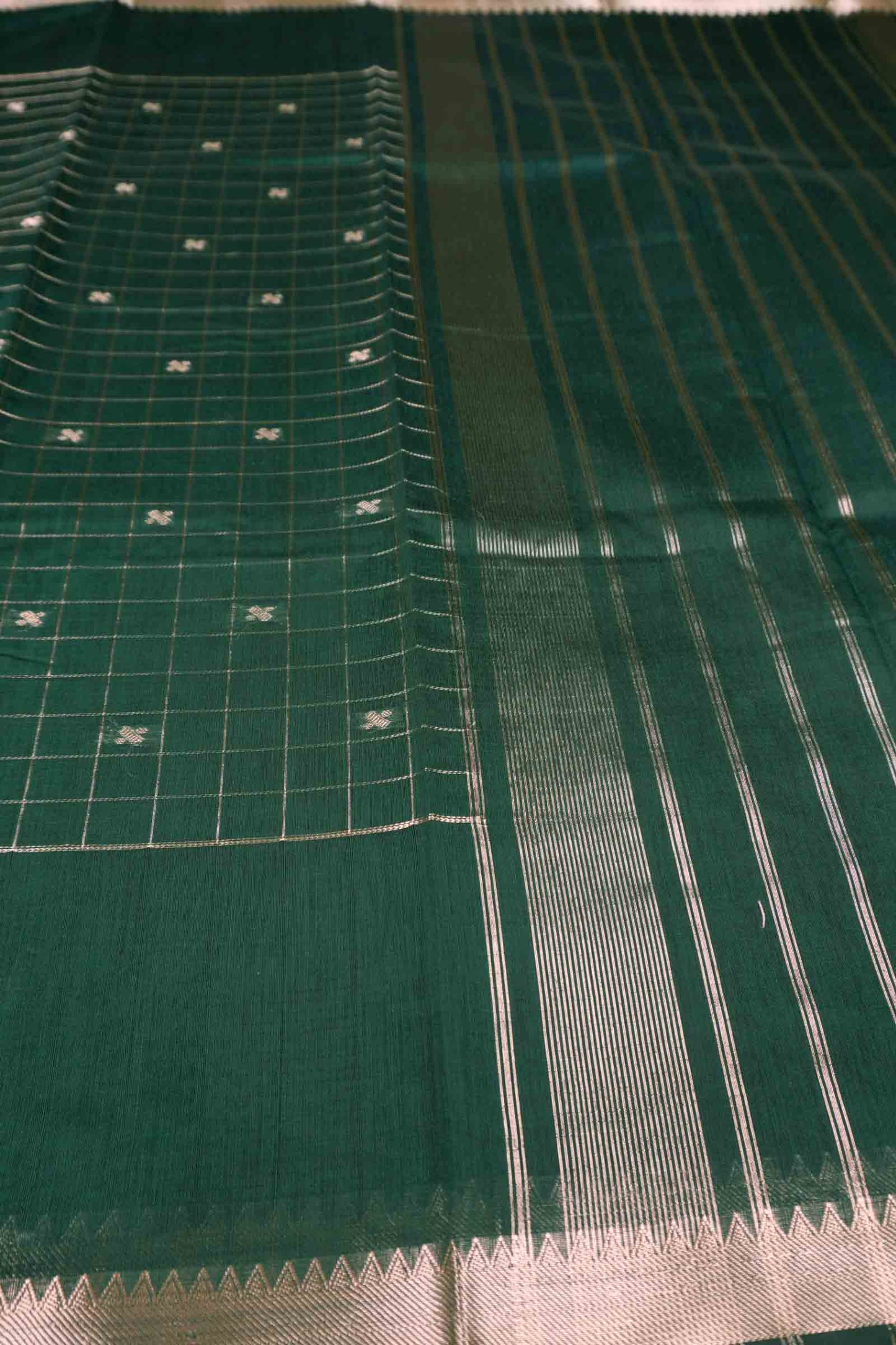Dark Green Semi Maheswari Cotton Chandrika Checks Butta Saree NAA233