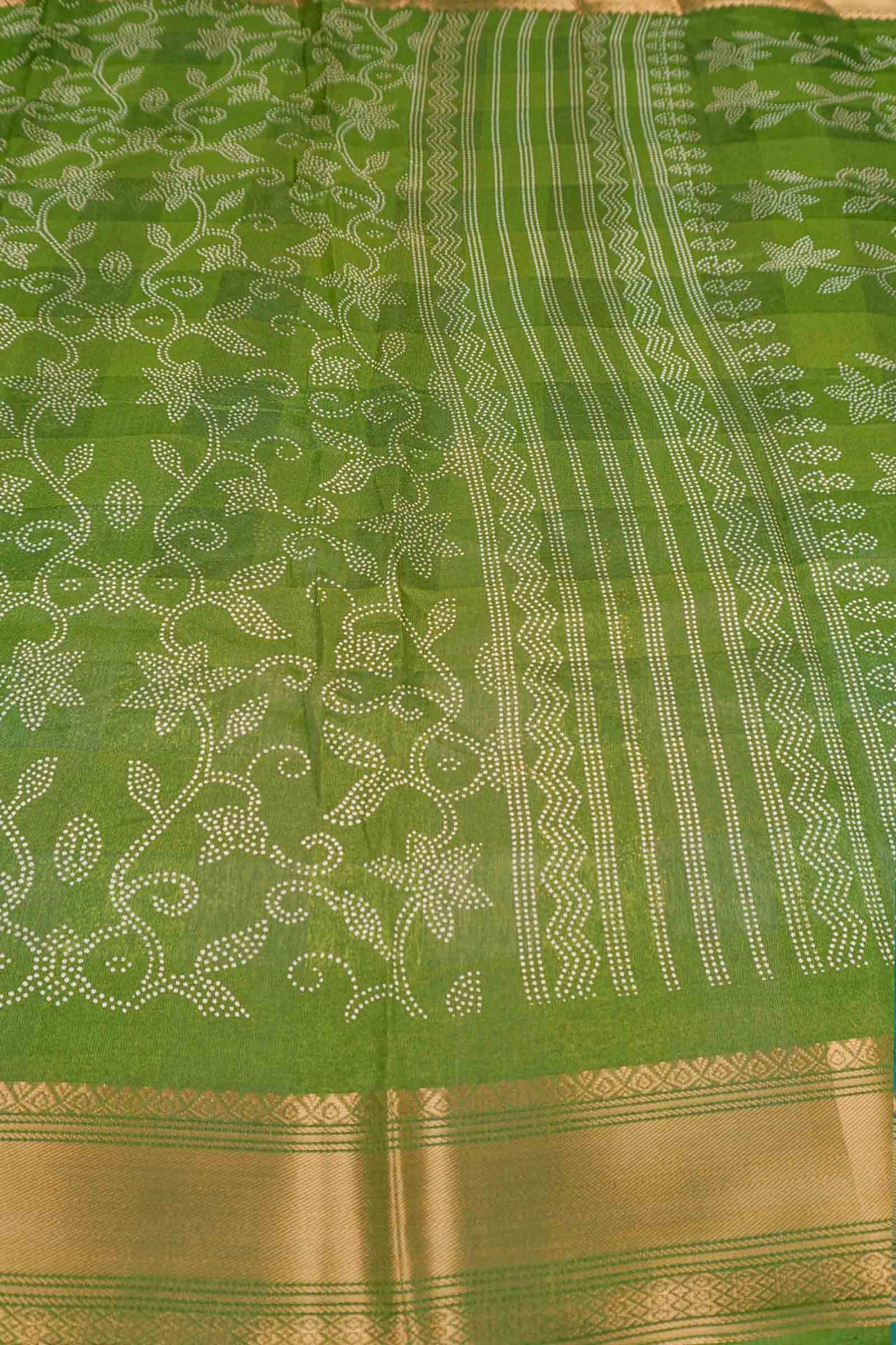Olive Green Printed Cotton Dot Florals Zari Border Saree
