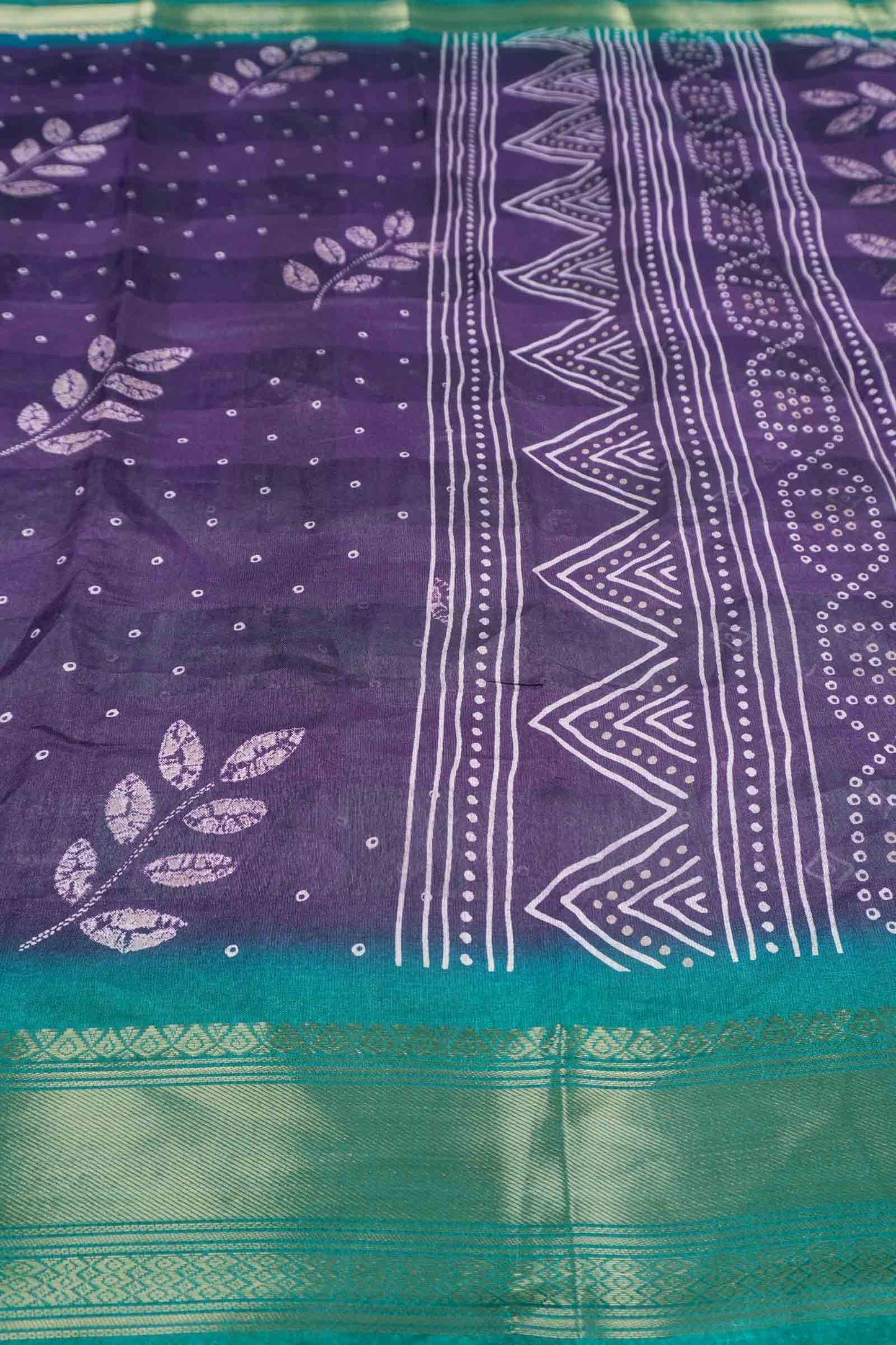 Violet Printed Cotton LeafLine Print Zari Border Saree