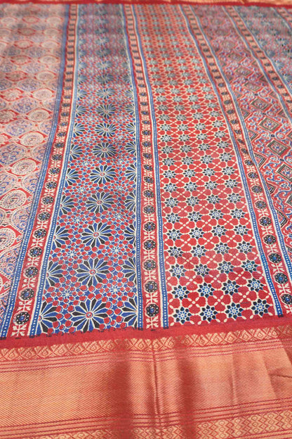 Maroon Printed Cotton Floral Zari Border Saree