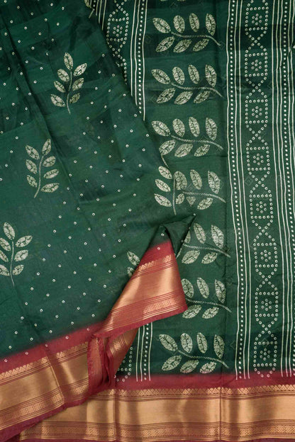 Green Printed Cotton LeafLine Print Zari Border Saree